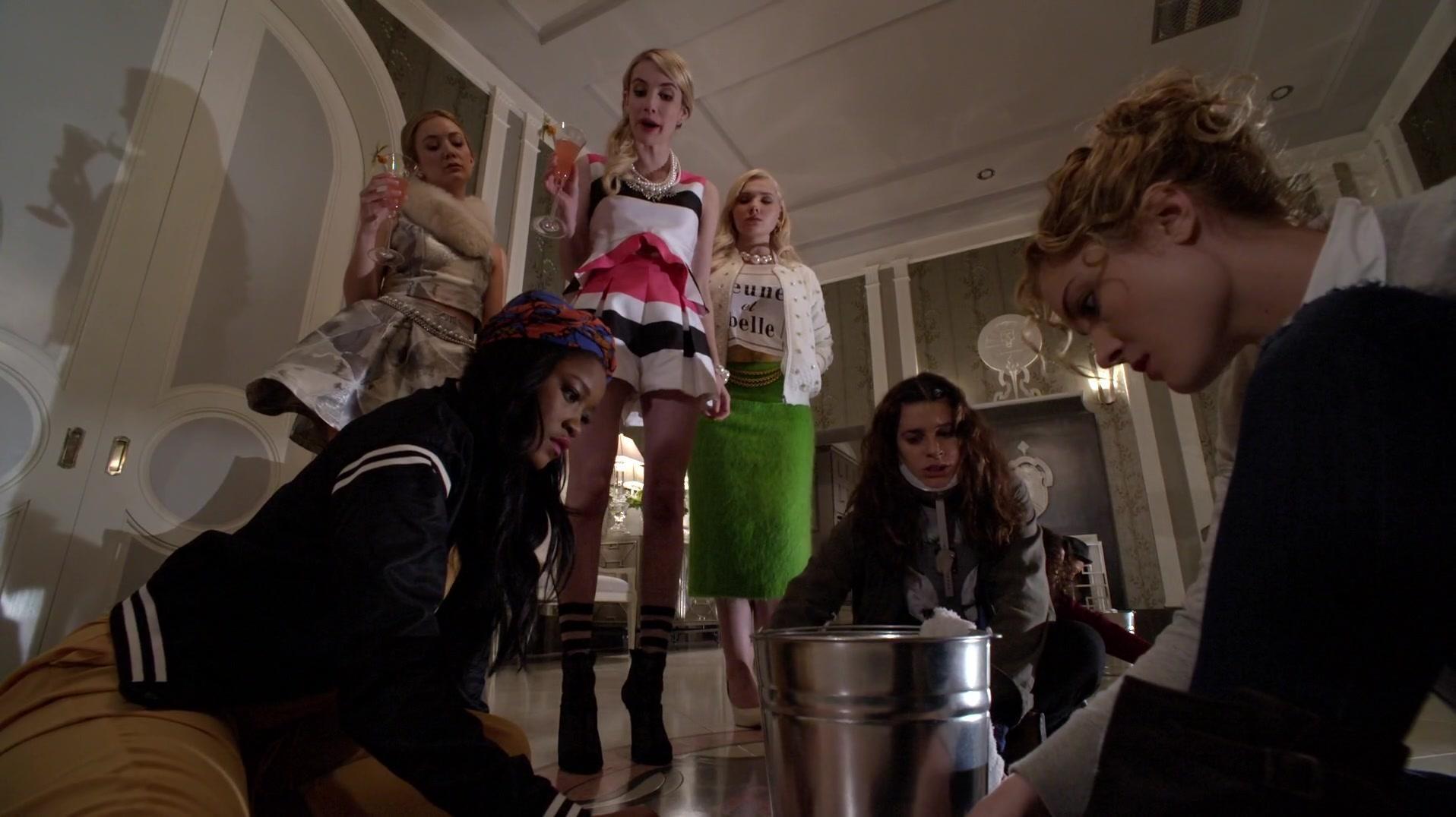 Scream_Queens_2015_S01E01E02_Pilot-Hell_Week_07911.jpg