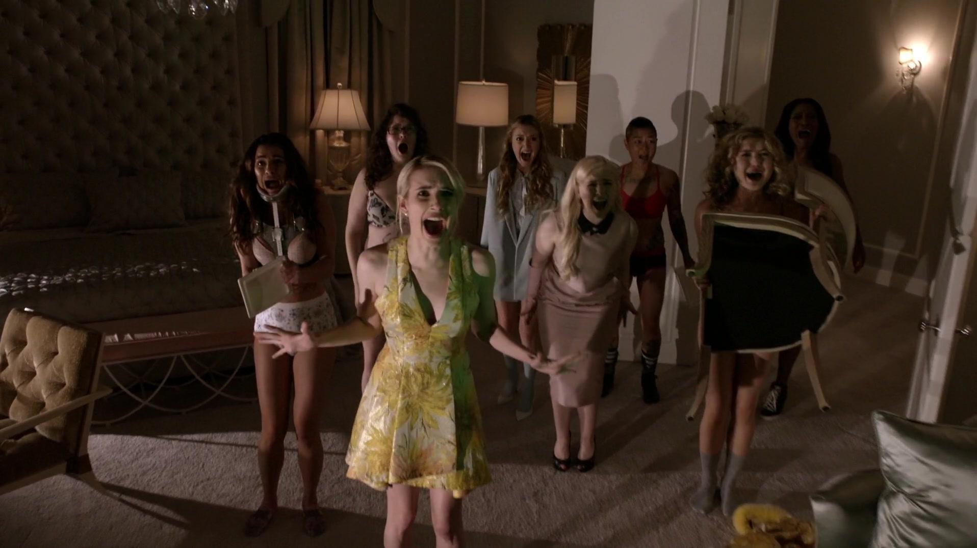 Scream_Queens_2015_S01E01E02_Pilot-Hell_Week_11762.jpg Scream_Queens_2015_S01E01E02_Pilot-Hell_Week_11762.jpg