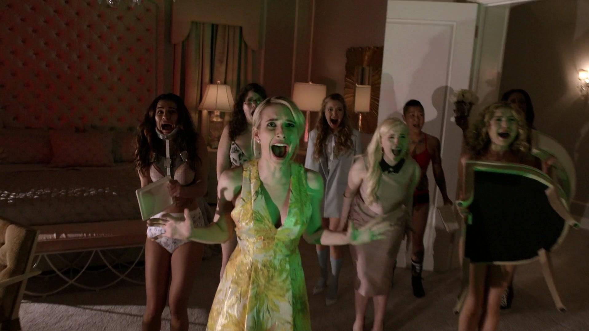 Scream_Queens_2015_S01E01E02_Pilot-Hell_Week_11763.jpg