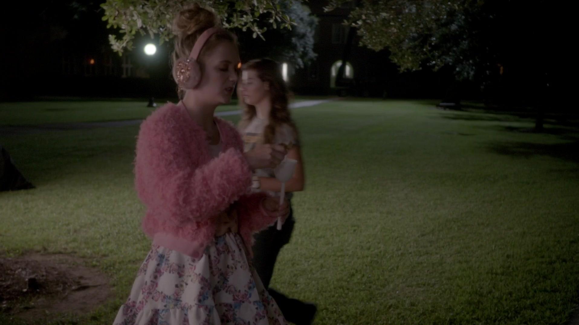 Scream_Queens_2015_S01E03_Chainsaw_1139.jpg