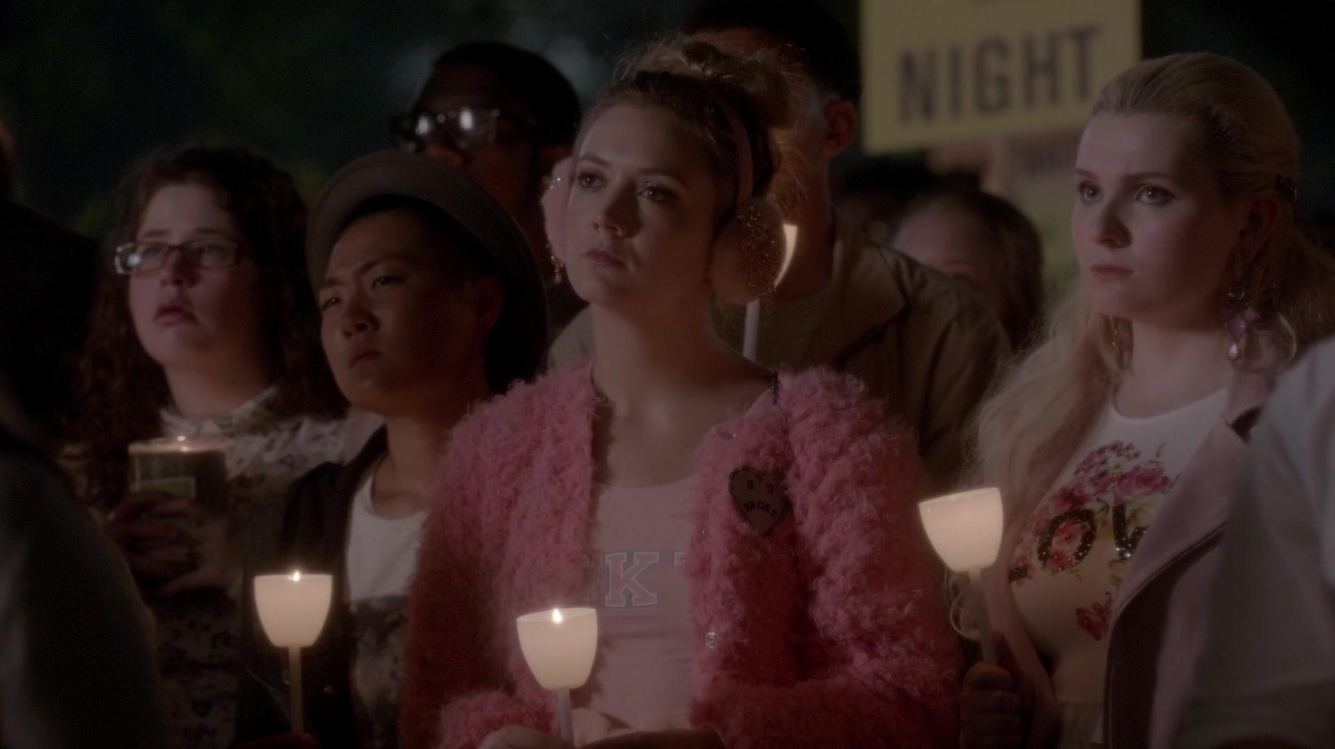 Scream_Queens_2015_S01E03_Chainsaw_1411.jpg
