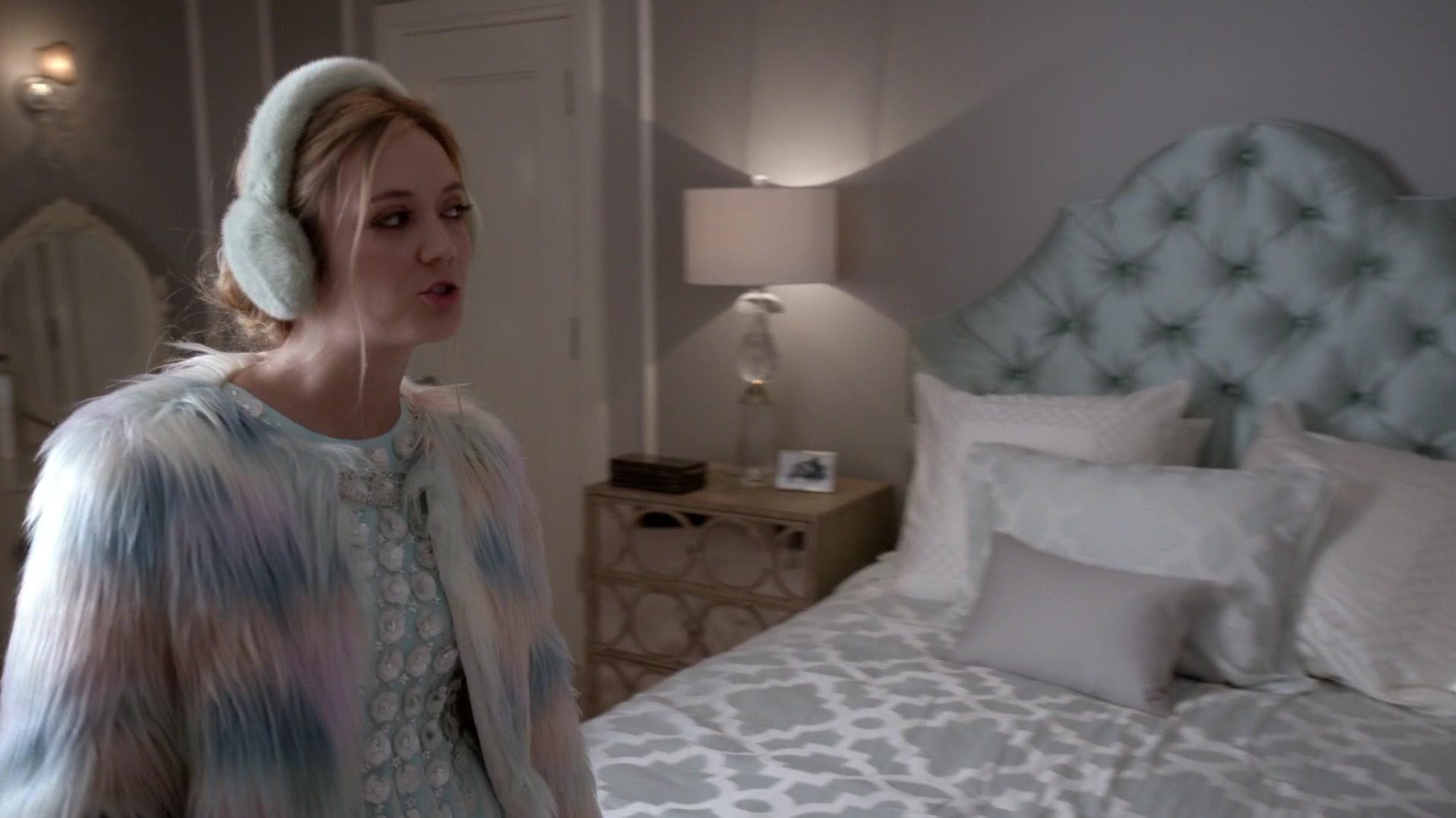 Scream_Queens_2015_S01E03_Chainsaw_3213.jpg