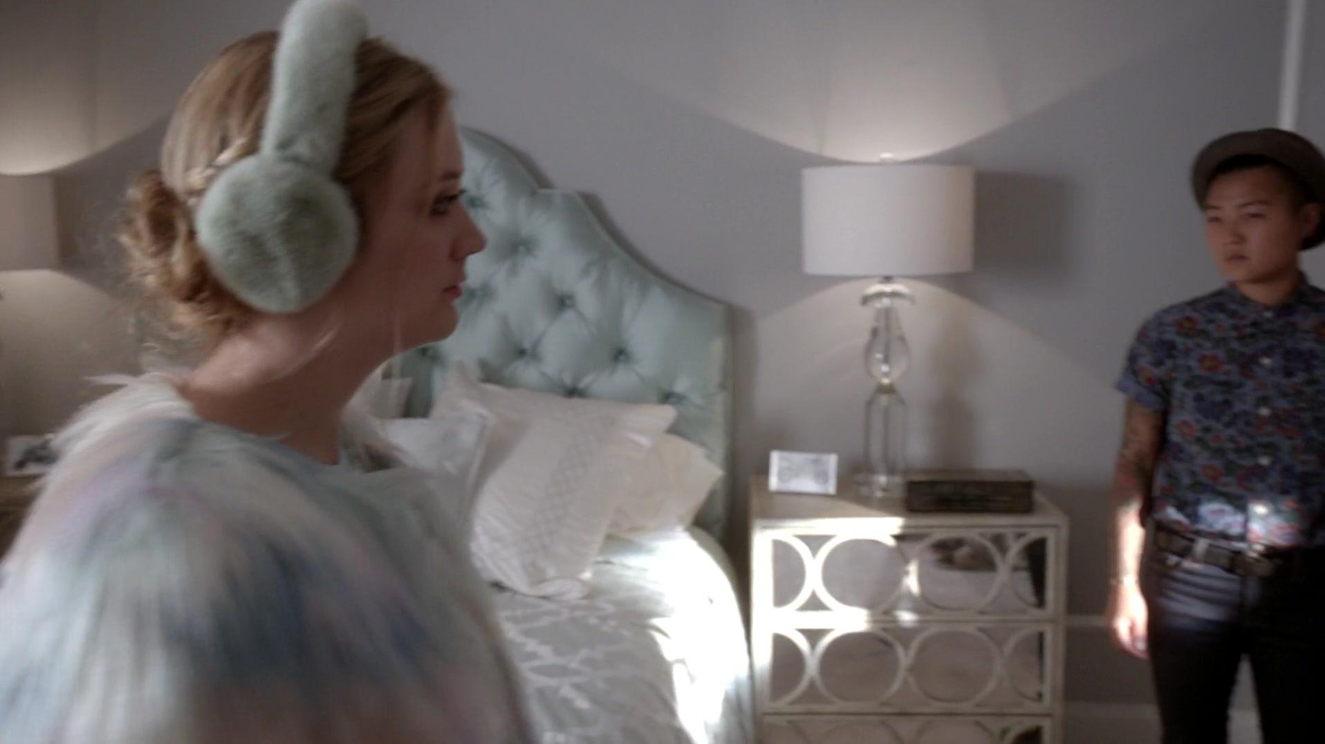 Scream_Queens_2015_S01E03_Chainsaw_3217.jpg
