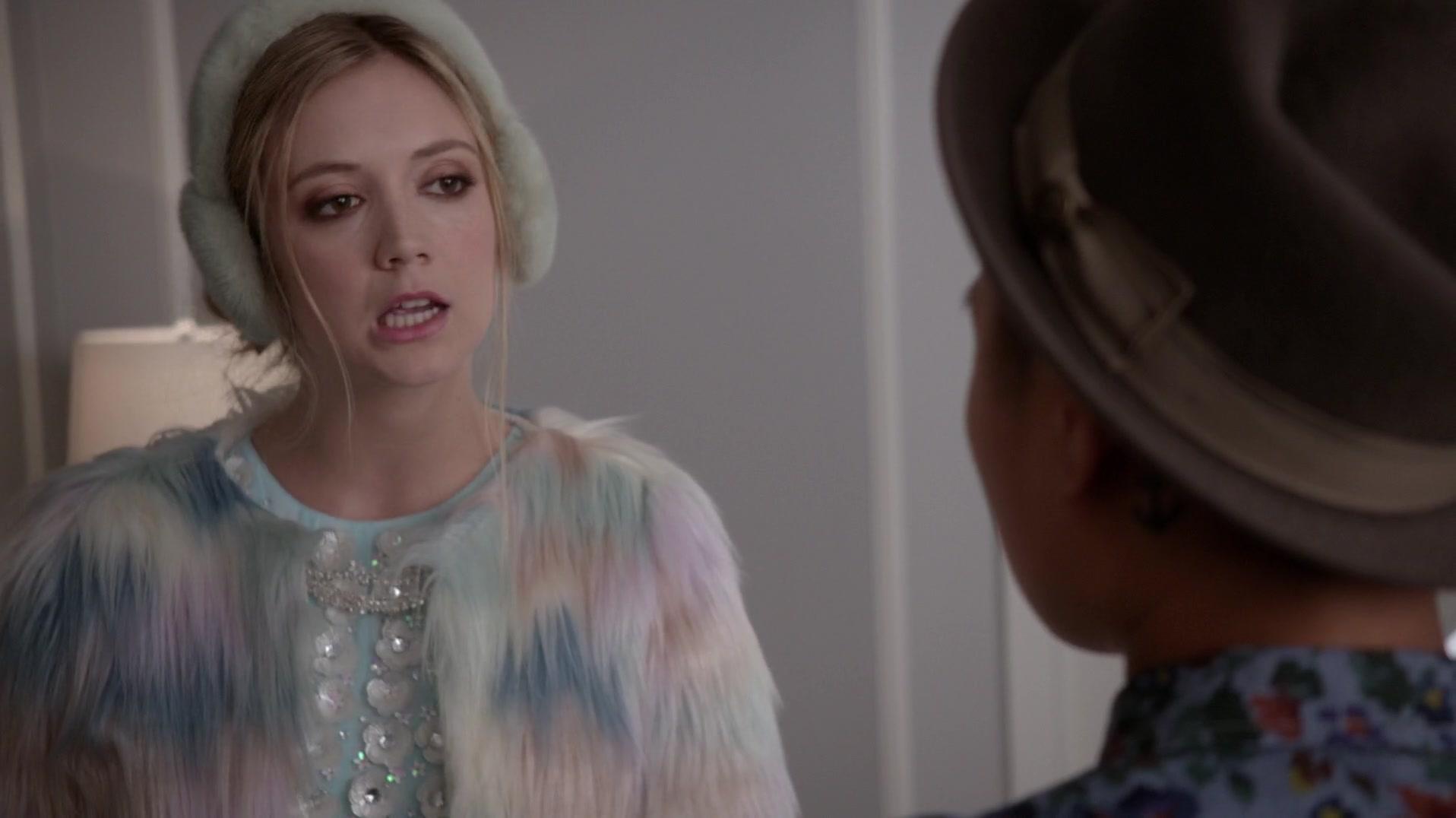 Scream_Queens_2015_S01E03_Chainsaw_3243.jpg