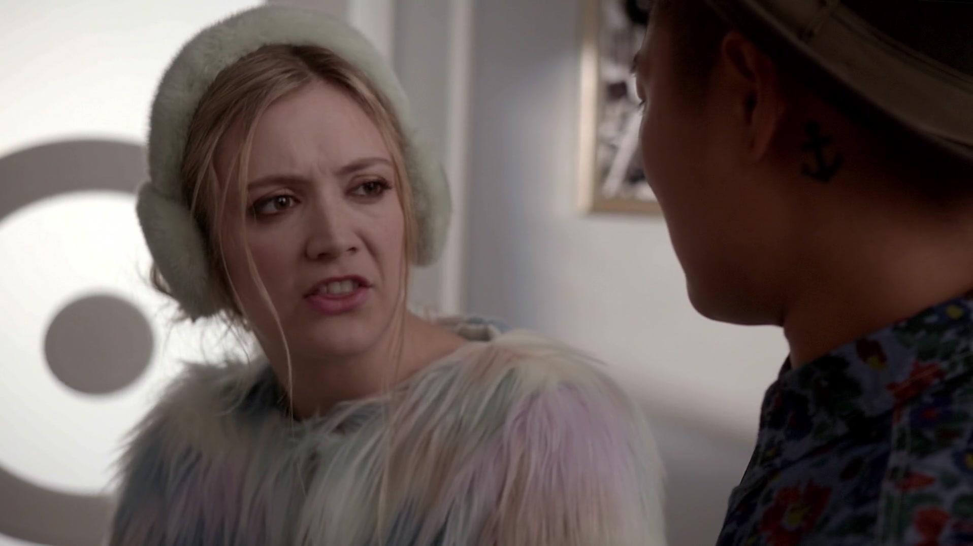 Scream_Queens_2015_S01E03_Chainsaw_3386.jpg