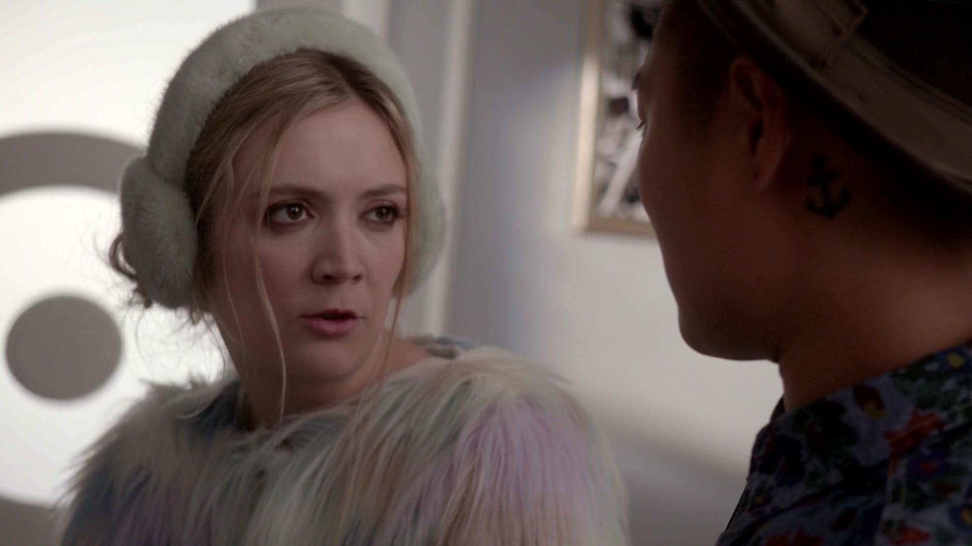 Scream_Queens_2015_S01E03_Chainsaw_3396.jpg