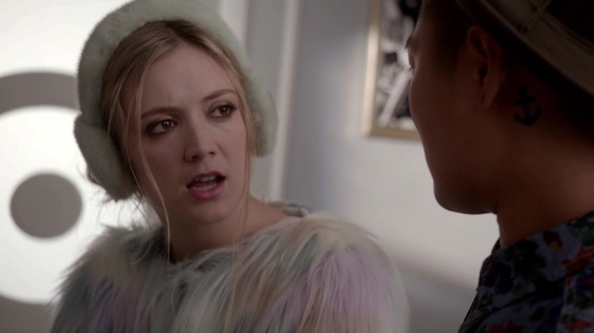 Scream_Queens_2015_S01E03_Chainsaw_3400.jpg