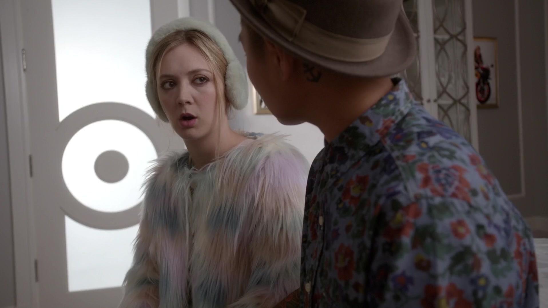 Scream_Queens_2015_S01E03_Chainsaw_3519.jpg