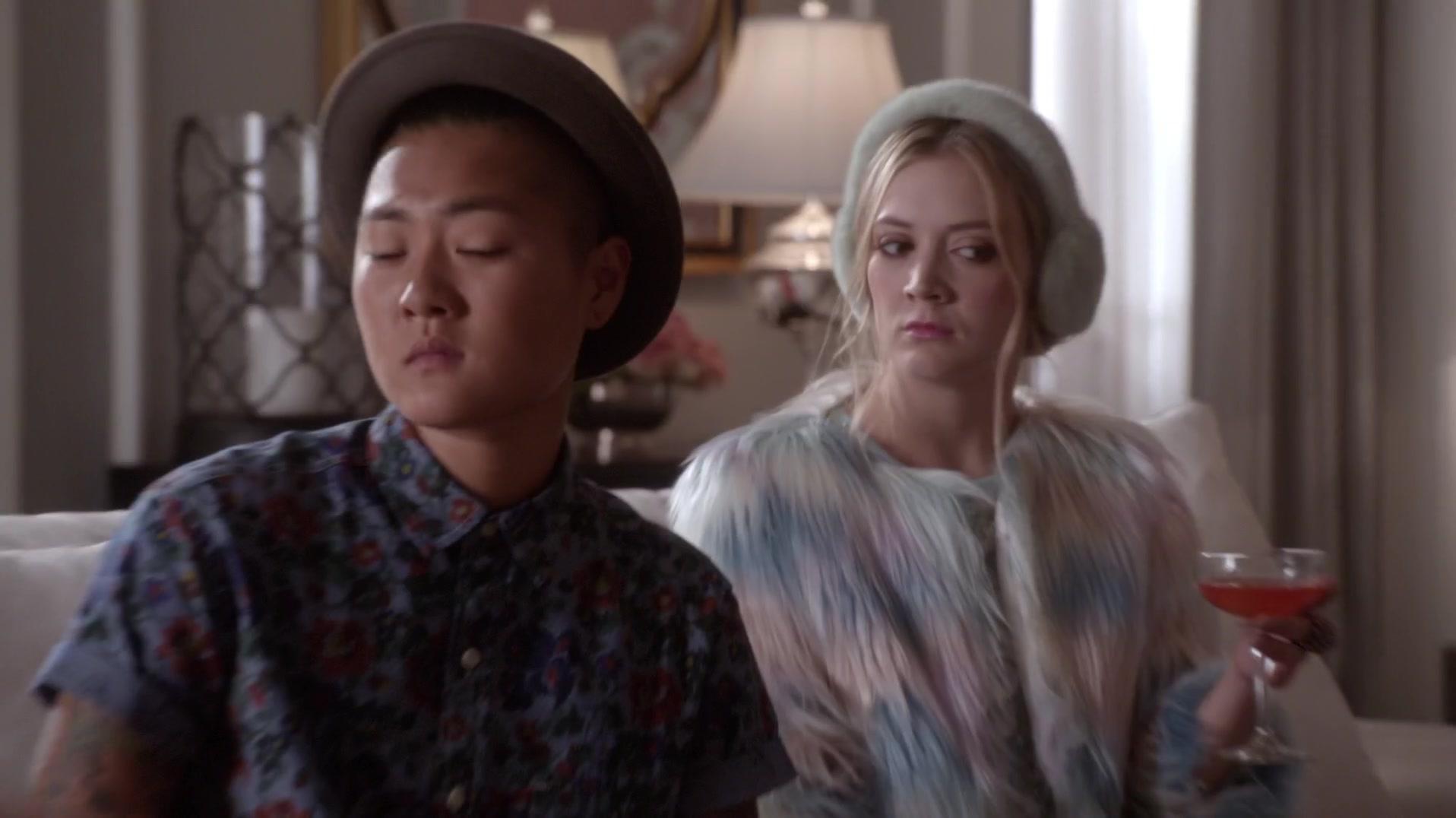 Scream_Queens_2015_S01E03_Chainsaw_3830.jpg Scream_Queens_2015_S01E03_Chainsaw_3830.jpg