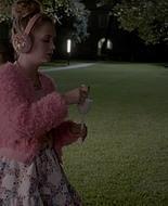 Scream_Queens_2015_S01E03_Chainsaw_1140.jpg