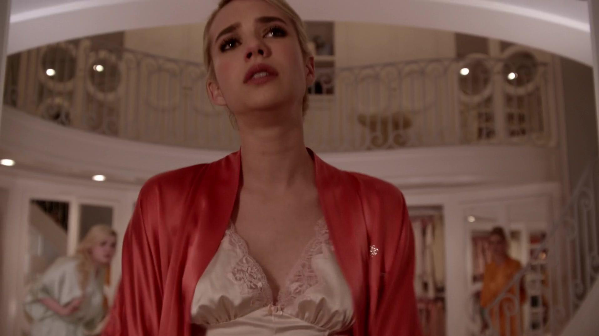 Scream_Queens_2015_S01E04_Haunted_House_2296.jpg