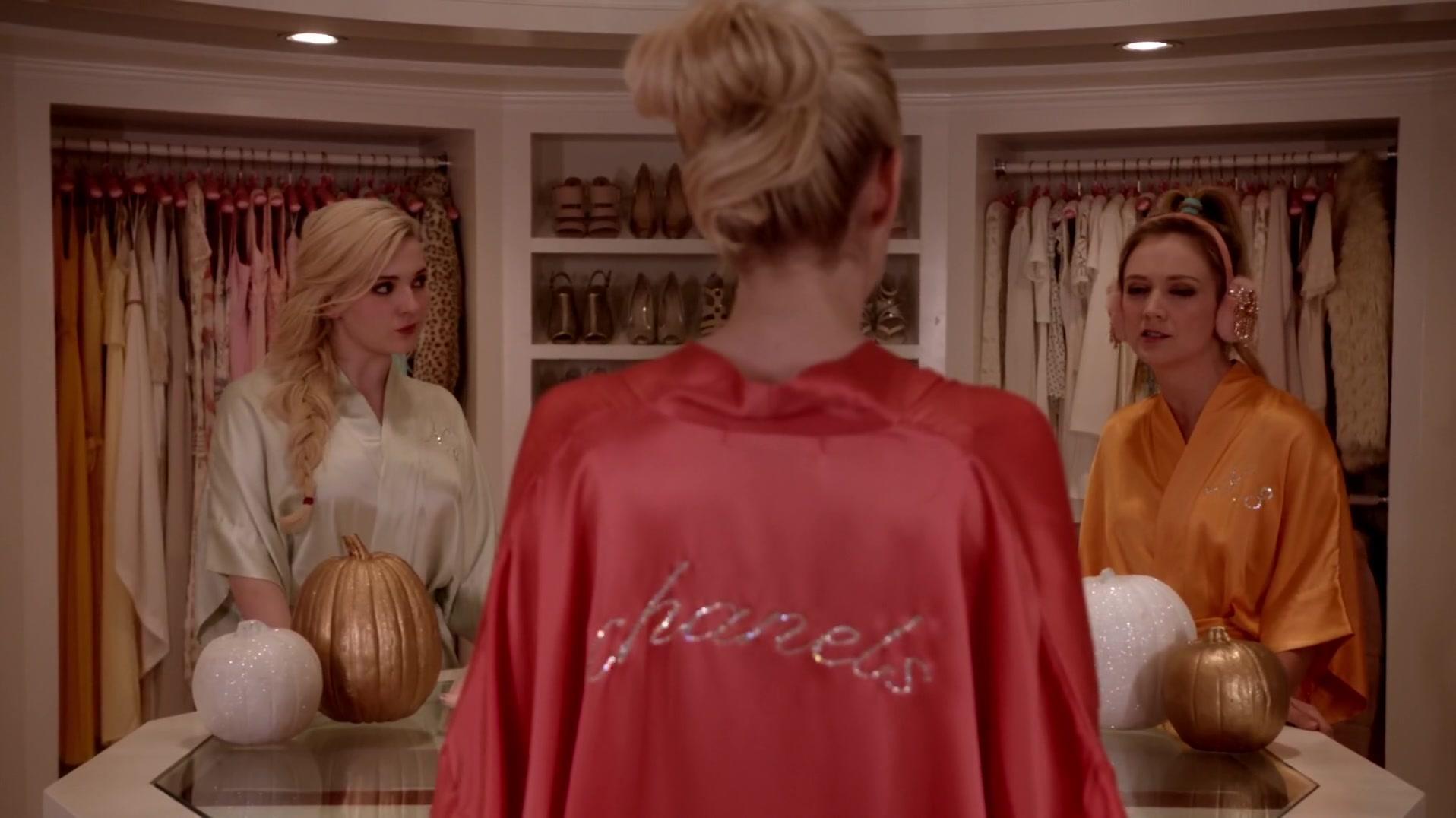 Scream_Queens_2015_S01E04_Haunted_House_2366.jpg
