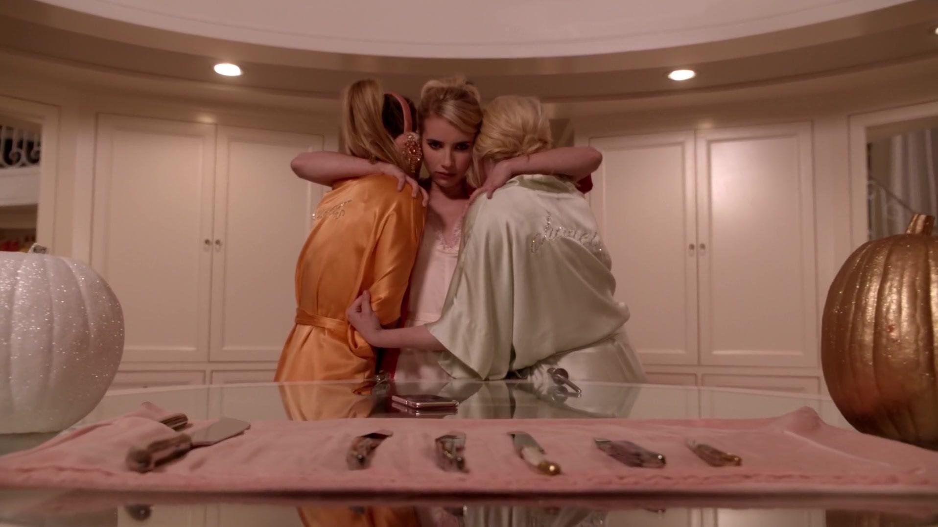 Scream_Queens_2015_S01E04_Haunted_House_2467.jpg