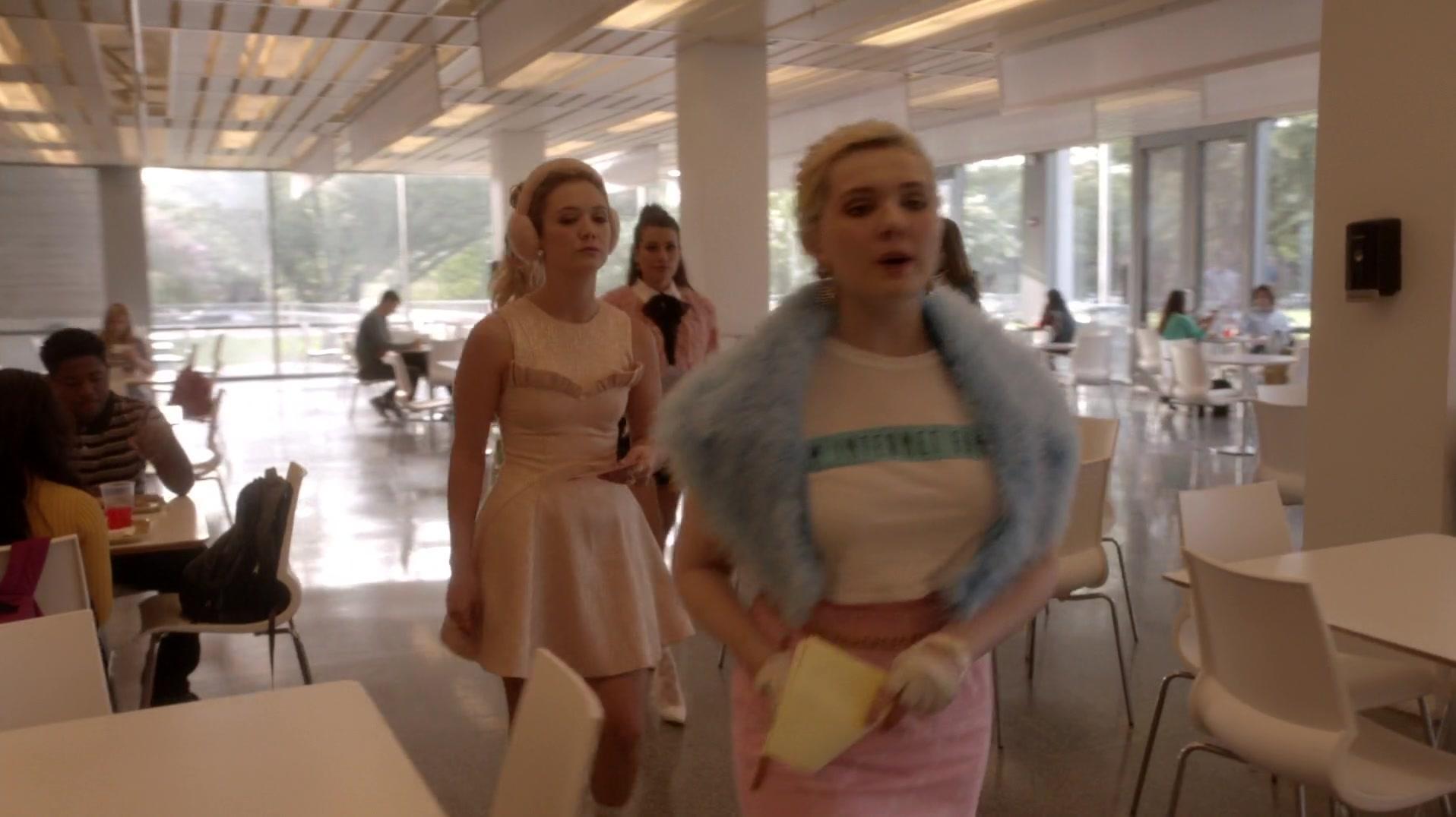 Scream_Queens_2015_S01E04_Haunted_House_4518.jpg