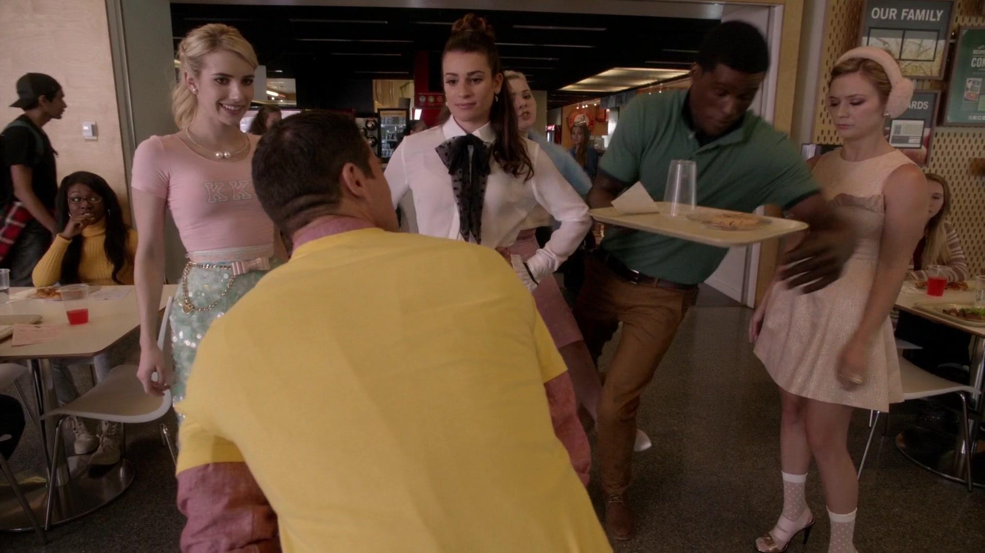 Scream_Queens_2015_S01E04_Haunted_House_4852.jpg