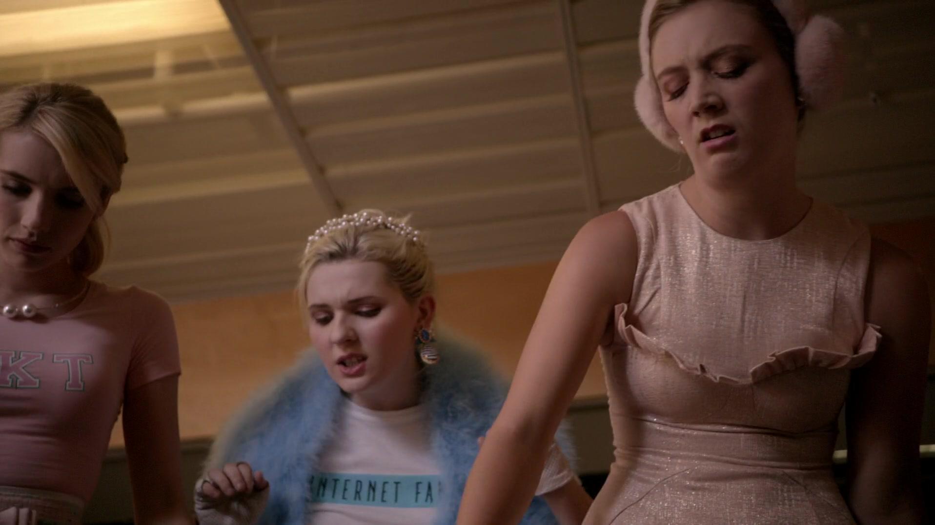Scream_Queens_2015_S01E04_Haunted_House_4932.jpg