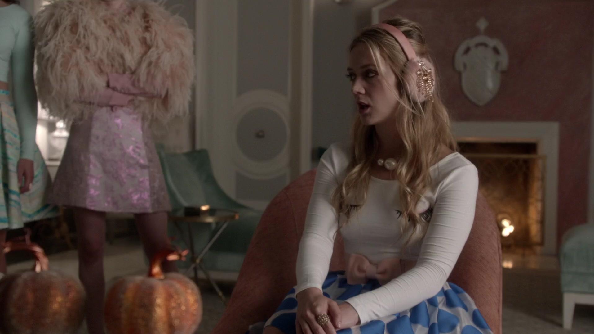 Scream_Queens_2015_S01E04_Haunted_House_5931.jpg