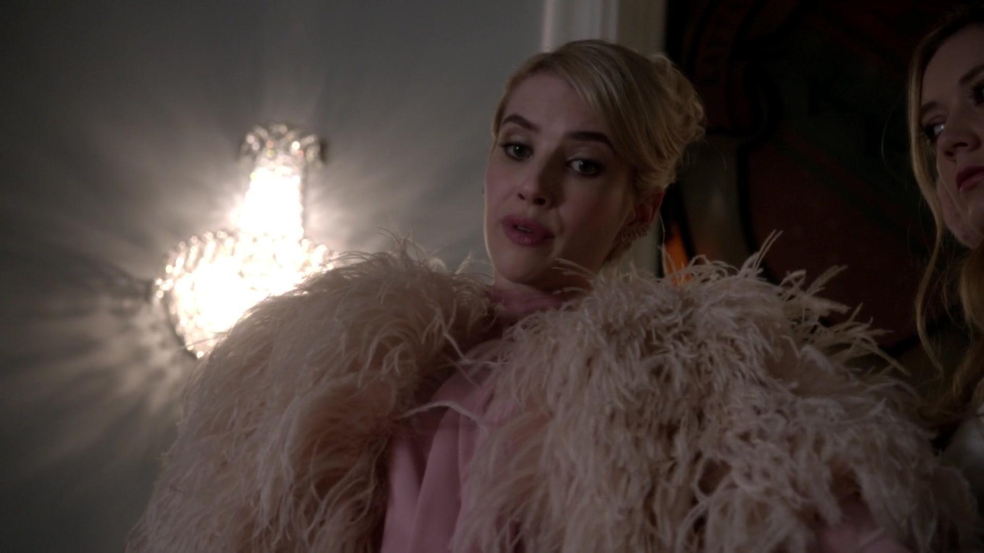 Scream_Queens_2015_S01E04_Haunted_House_6054.jpg