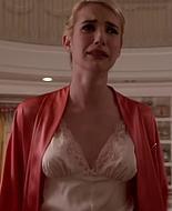 Scream_Queens_2015_S01E04_Haunted_House_2289.jpg