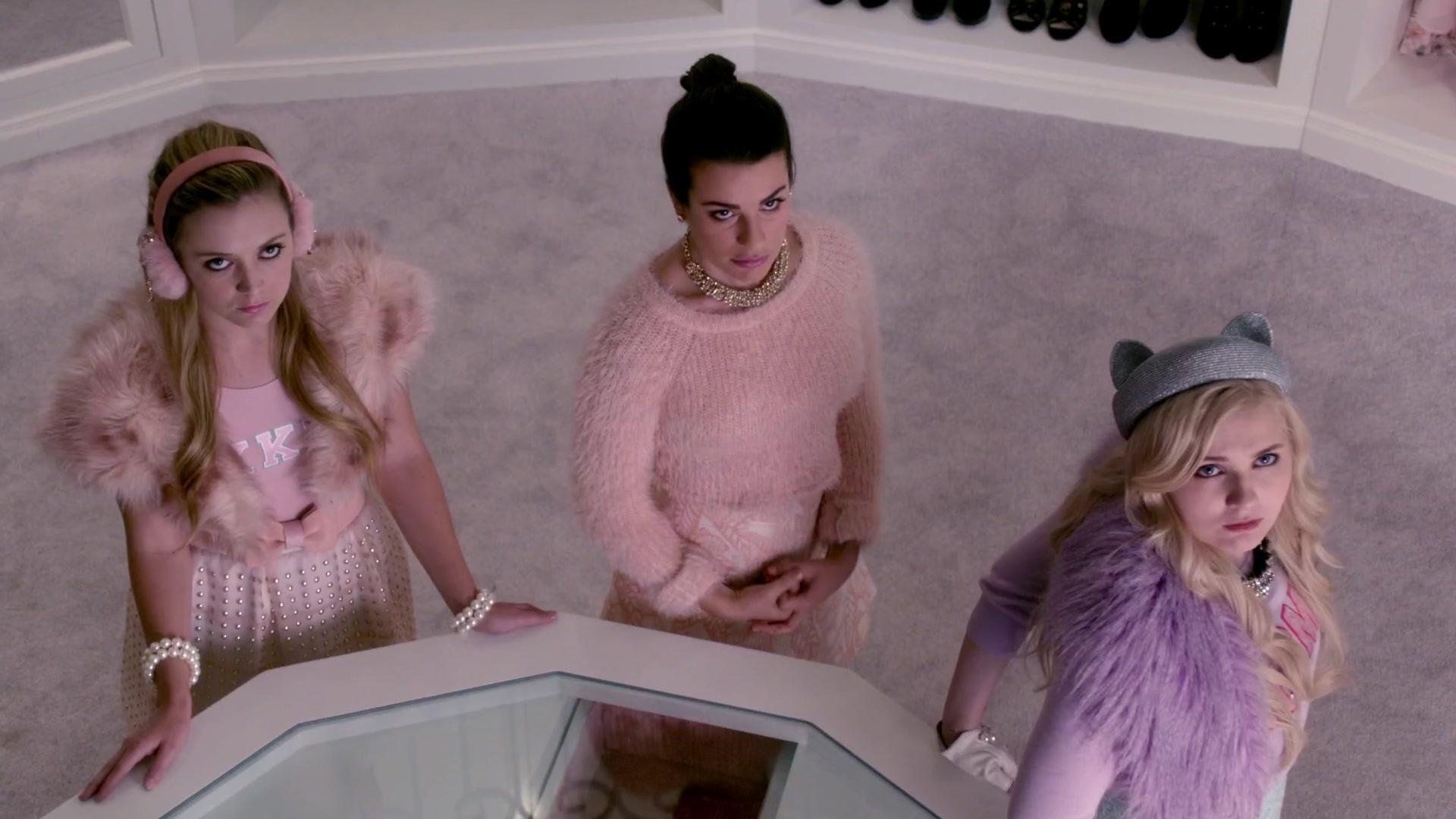Scream_Queens_2015_S01E05_Pumpkin_Patch_1080p_0462.jpg
