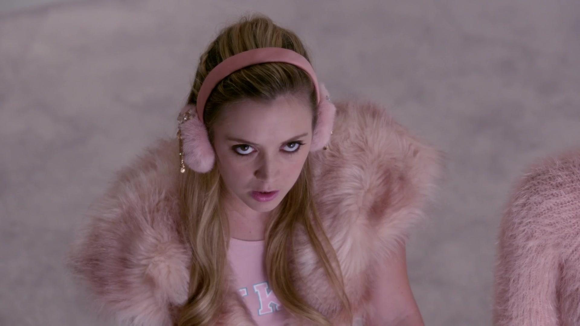 Scream_Queens_2015_S01E05_Pumpkin_Patch_1080p_0474.jpg