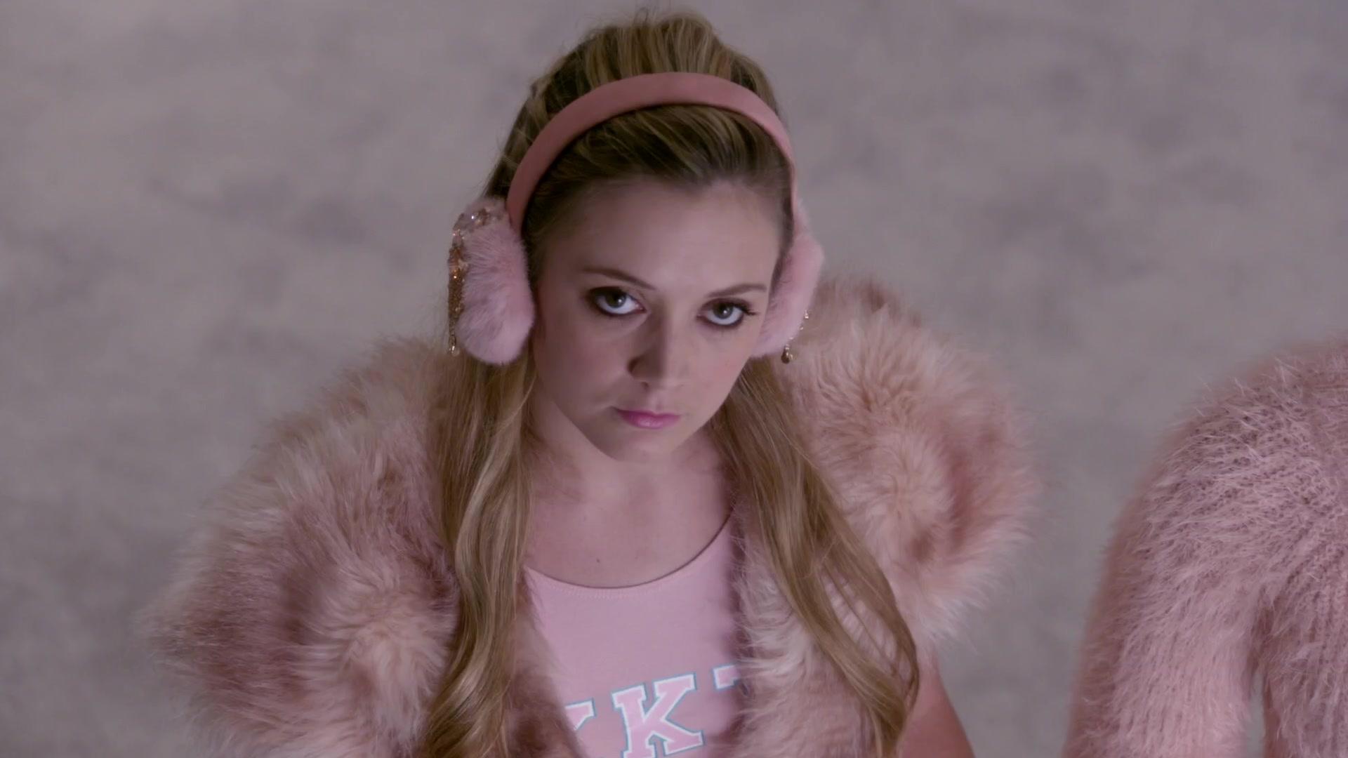 Scream_Queens_2015_S01E05_Pumpkin_Patch_1080p_0503.jpg