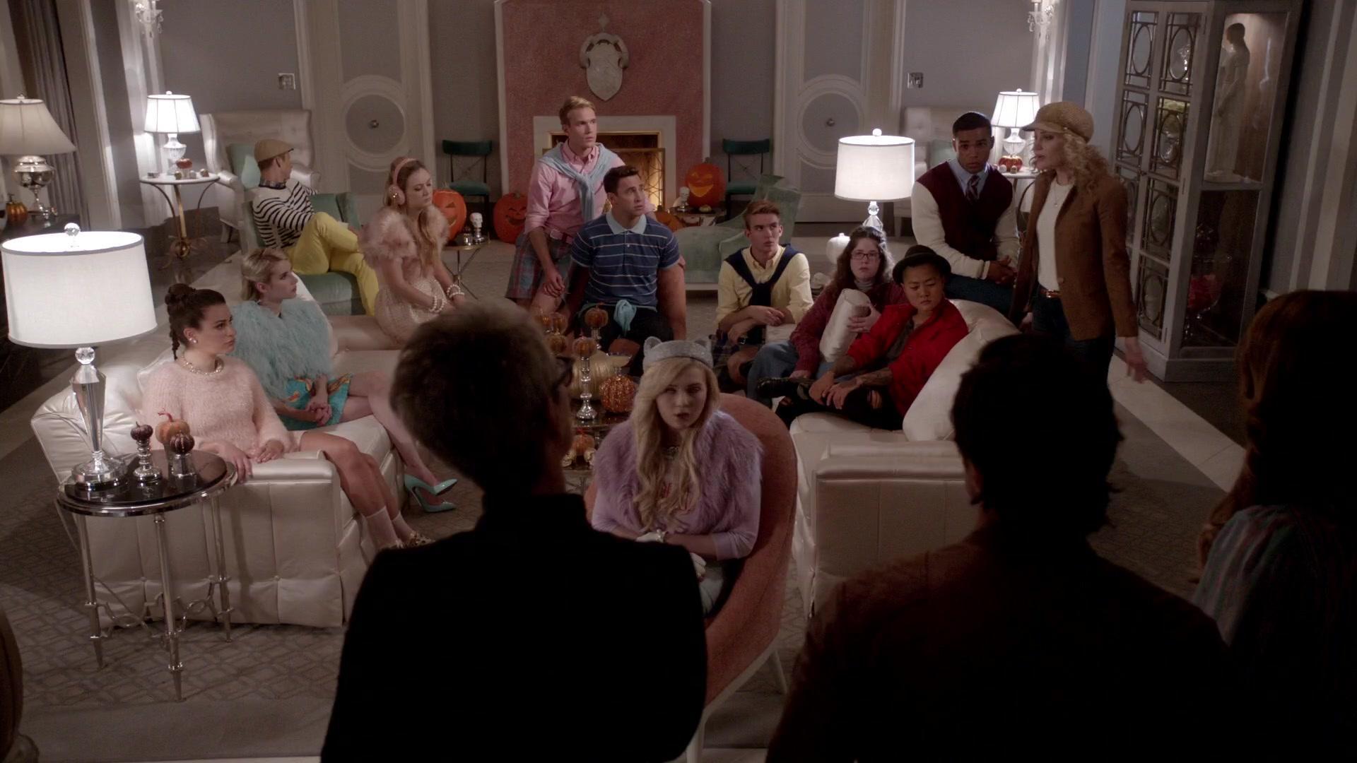 Scream_Queens_2015_S01E05_Pumpkin_Patch_1080p_0903.jpg