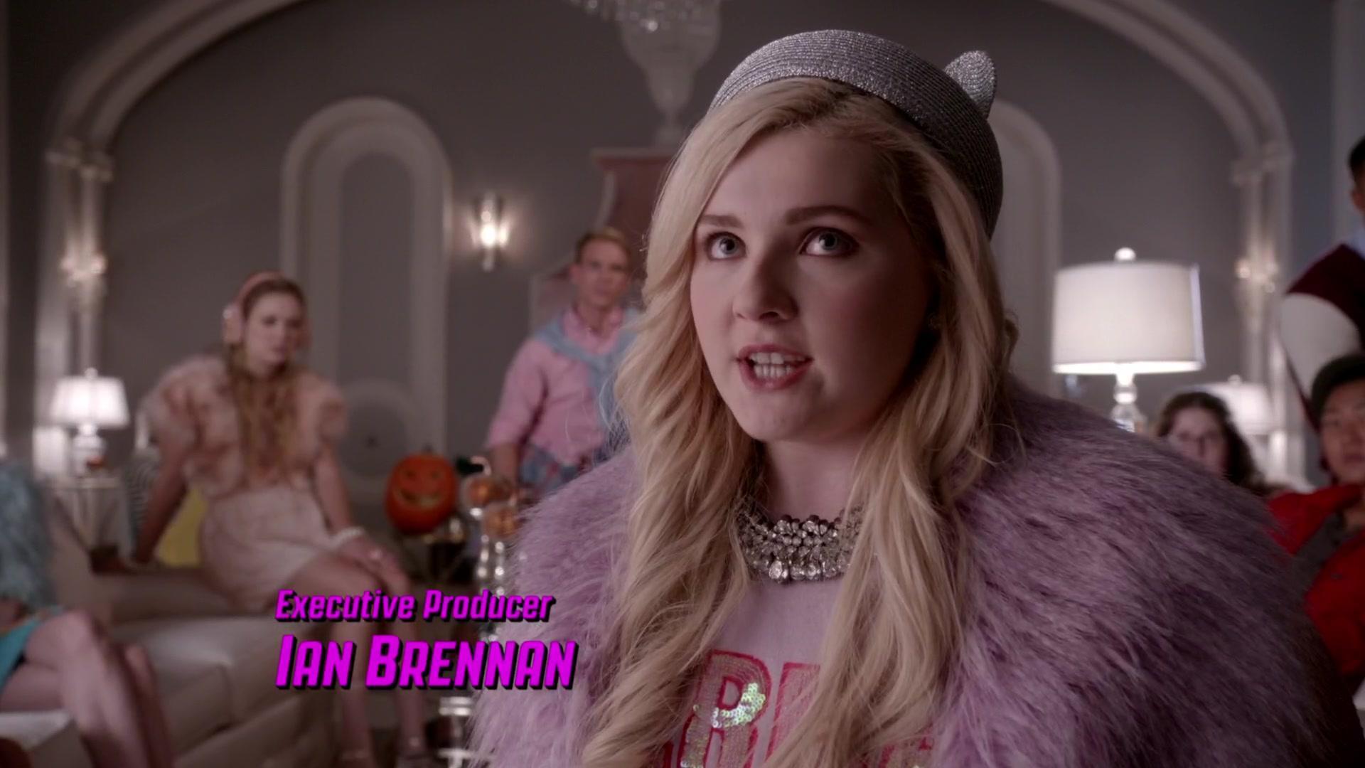 Scream_Queens_2015_S01E05_Pumpkin_Patch_1080p_0943.jpg