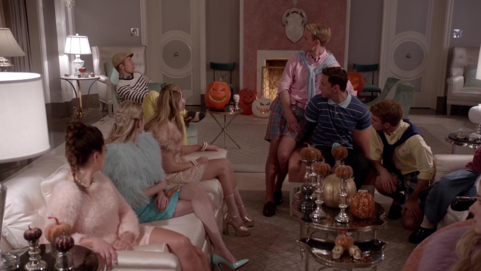 Scream_Queens_2015_S01E05_Pumpkin_Patch_1080p_1008.jpg