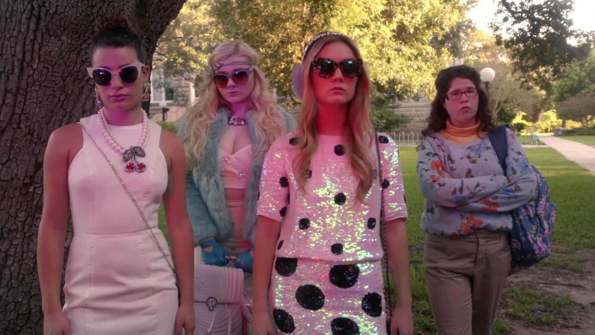 Scream_Queens_2015_S01E05_Pumpkin_Patch_1080p_2076.jpg