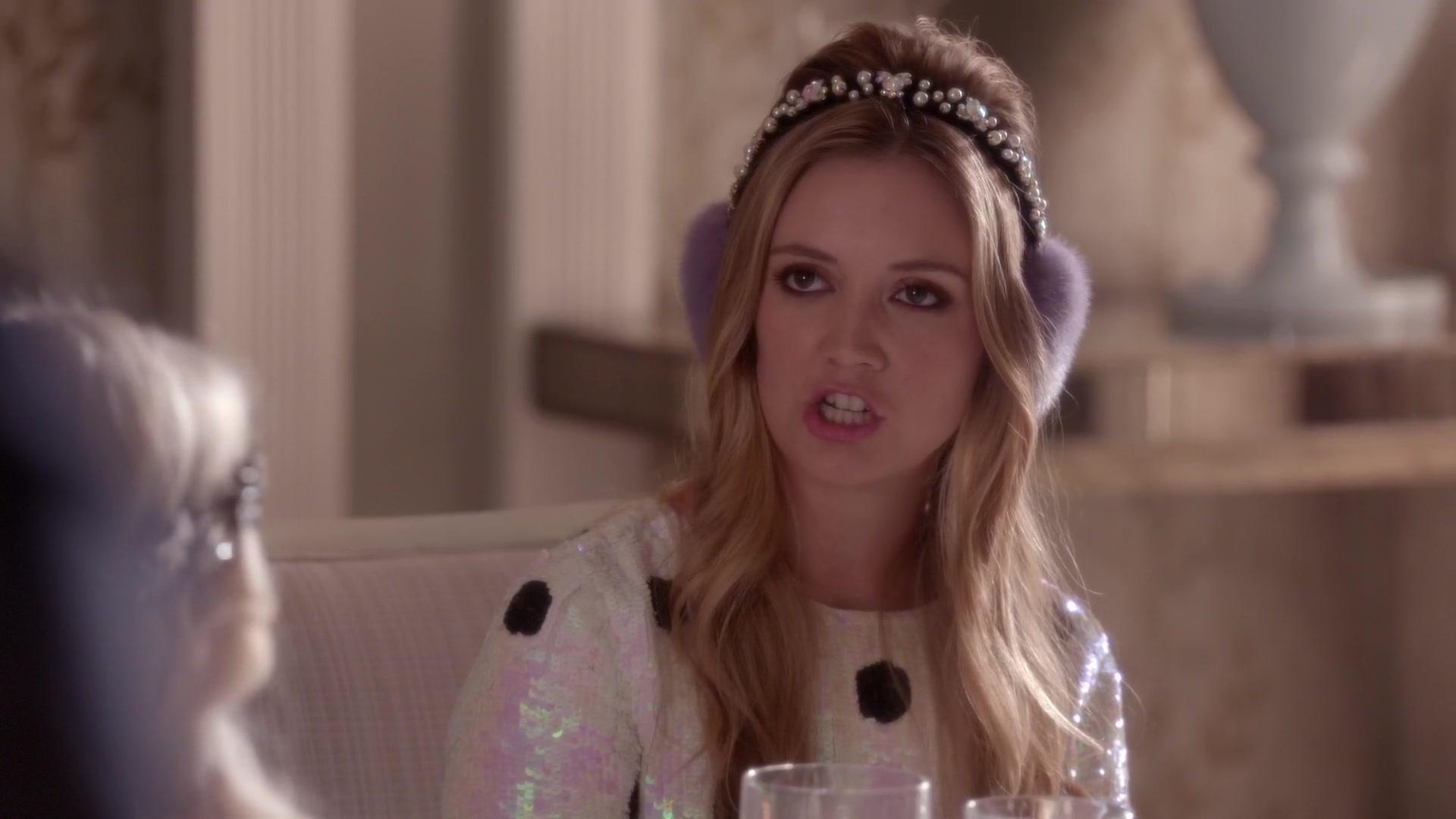 Scream_Queens_2015_S01E05_Pumpkin_Patch_1080p_2334.jpg