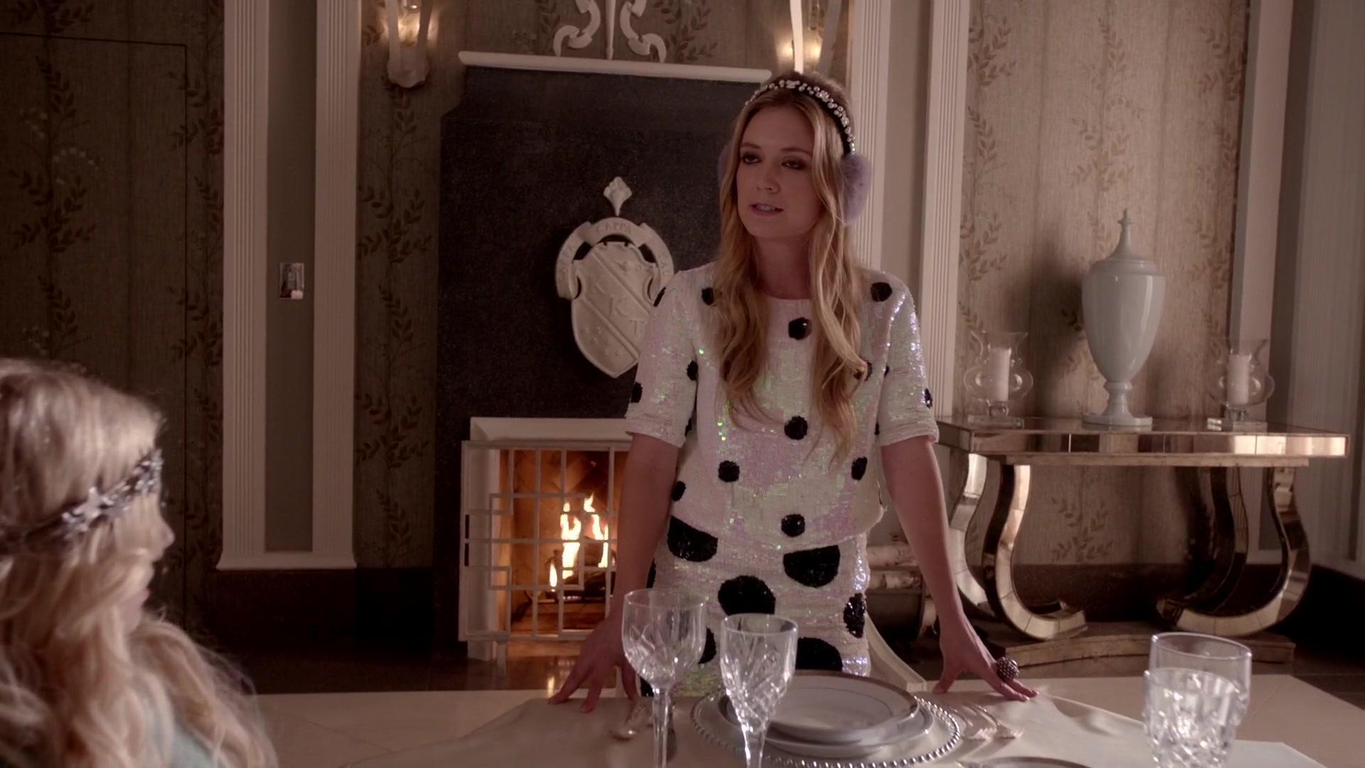 Scream_Queens_2015_S01E05_Pumpkin_Patch_1080p_2443.jpg
