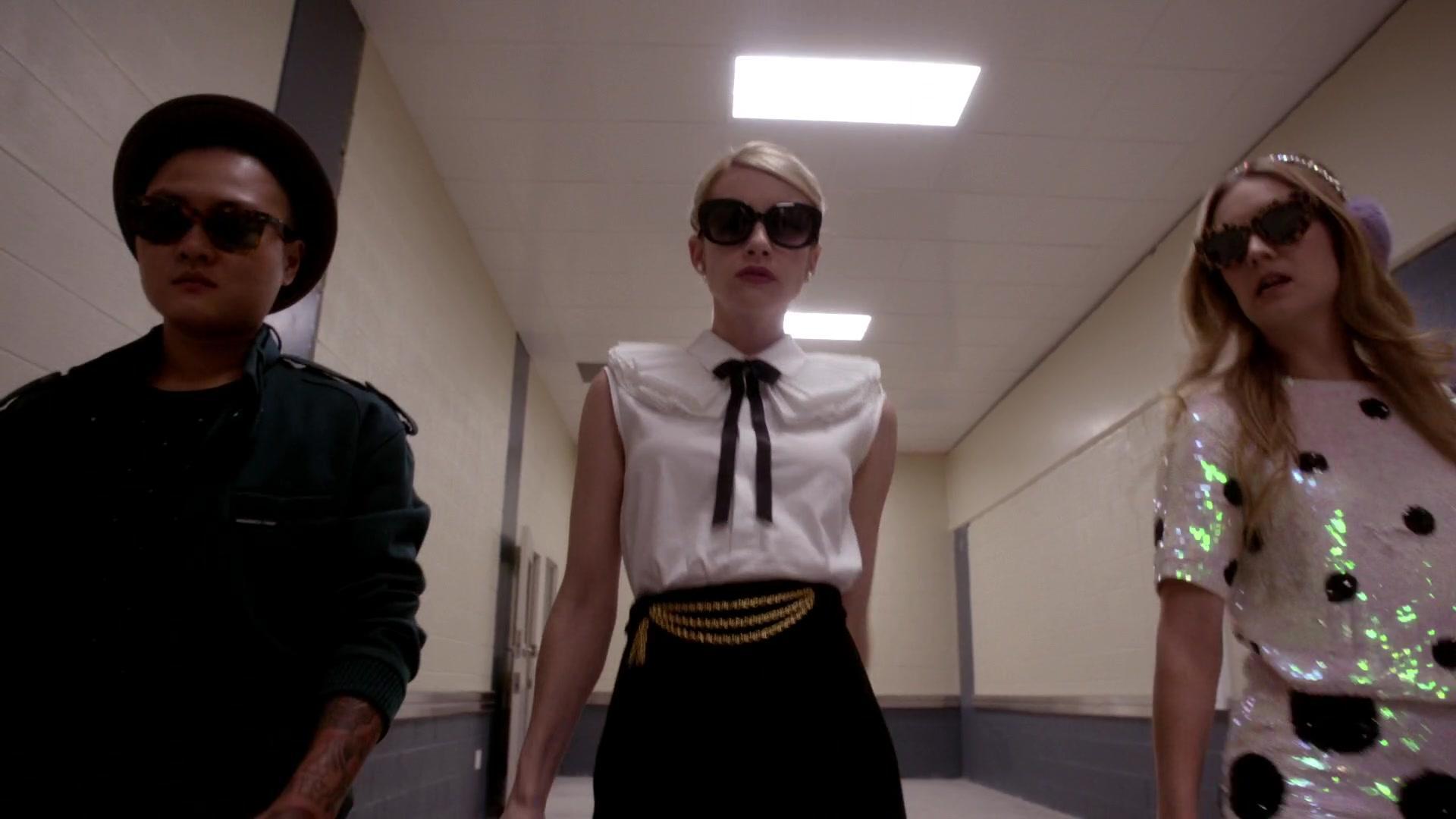 Scream_Queens_2015_S01E05_Pumpkin_Patch_1080p_2993.jpg