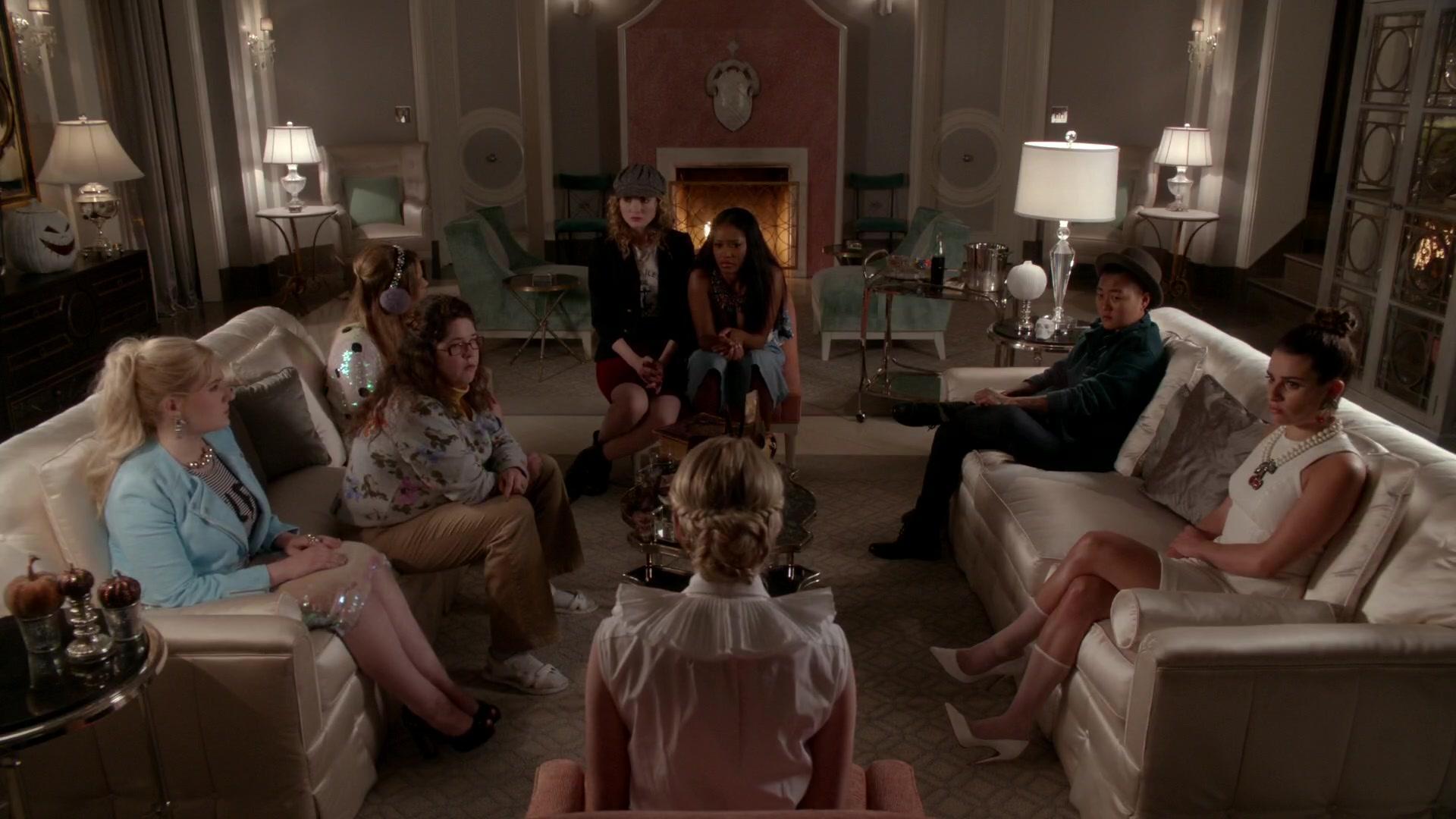 Scream_Queens_2015_S01E06_Seven_Minutes_in_Hell_0337.jpg