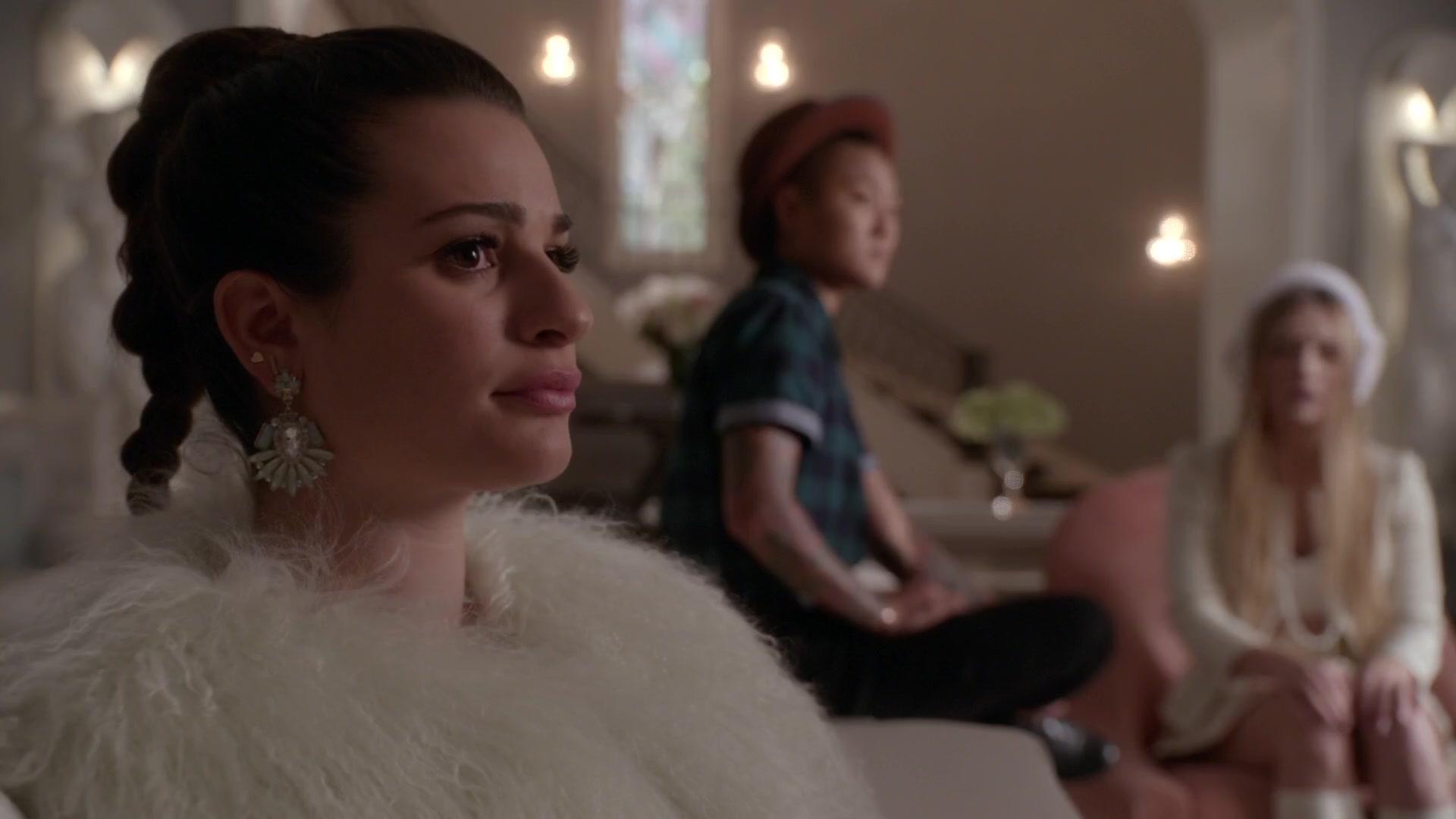 Scream_Queens_2015_S01E06_Seven_Minutes_in_Hell_1033.jpg