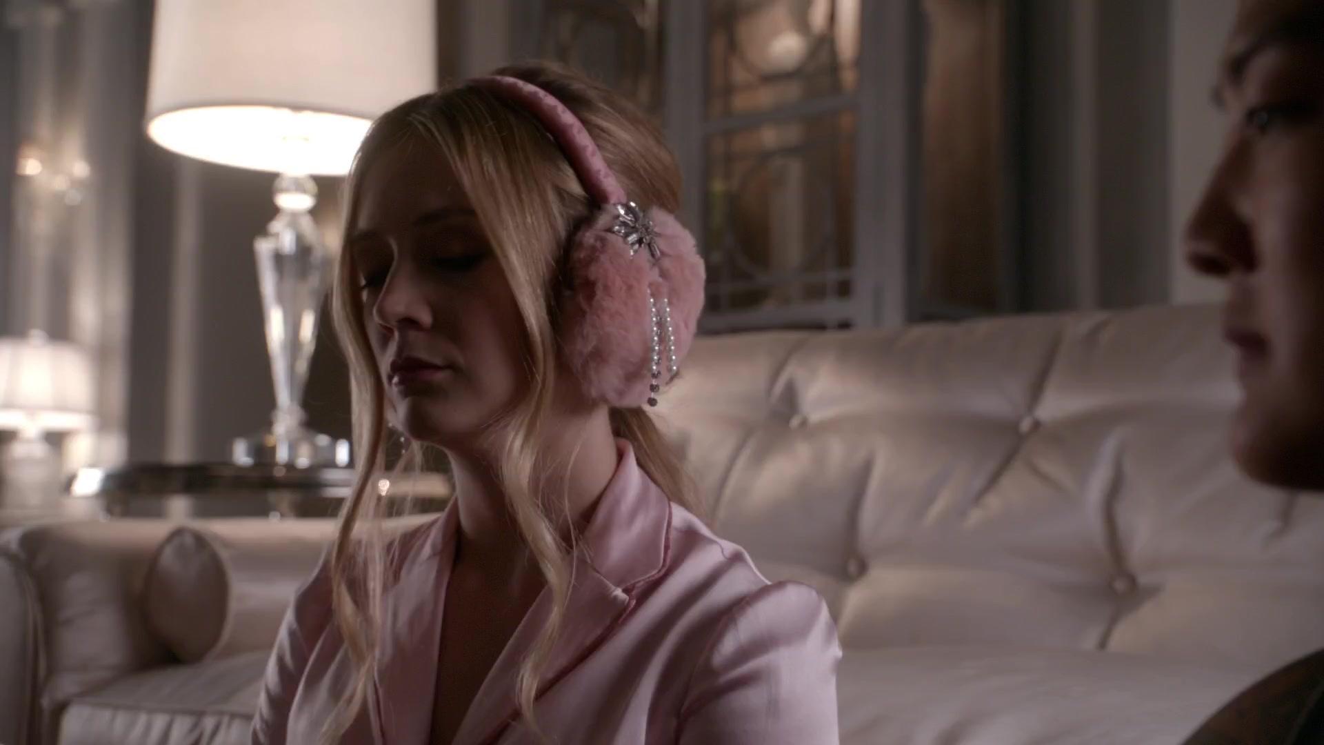 Scream_Queens_2015_S01E06_Seven_Minutes_in_Hell_1553.jpg