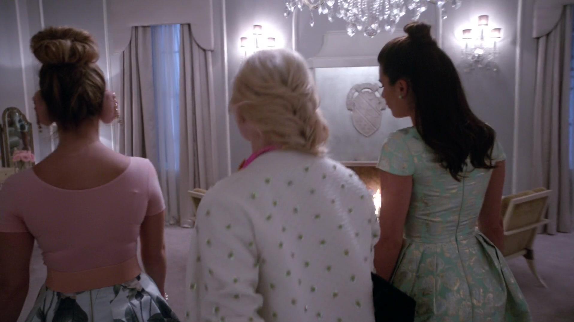 Scream_Queens_2015_S01E07_Beware_of_Young_Girls_0378.jpg