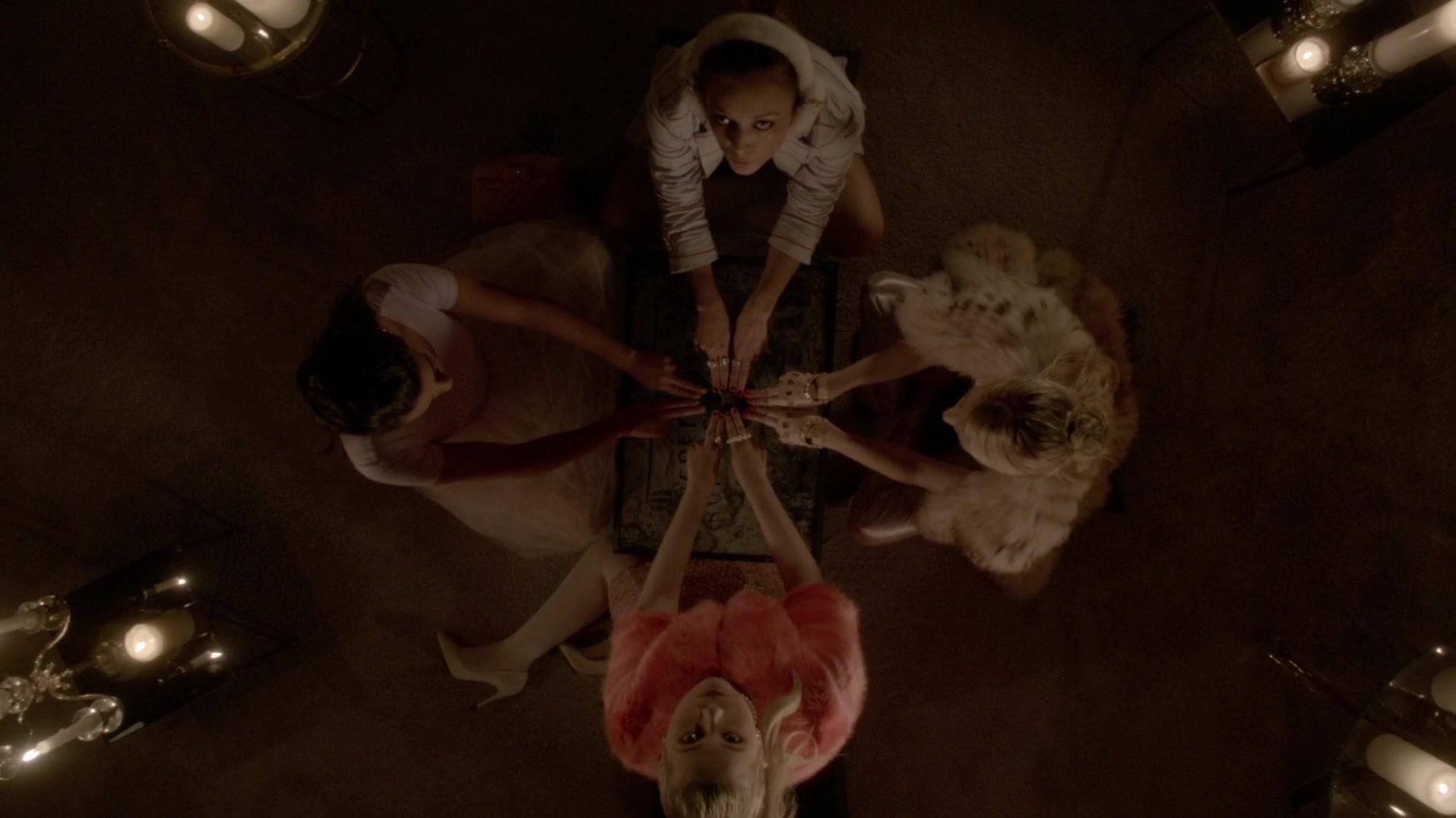 Scream_Queens_2015_S01E07_Beware_of_Young_Girls_3988.jpg