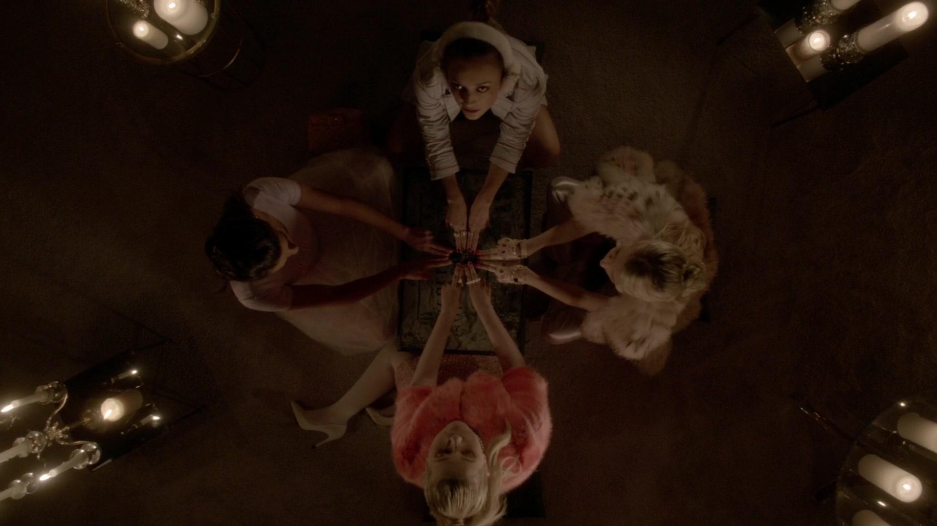 Scream_Queens_2015_S01E07_Beware_of_Young_Girls_3991.jpg