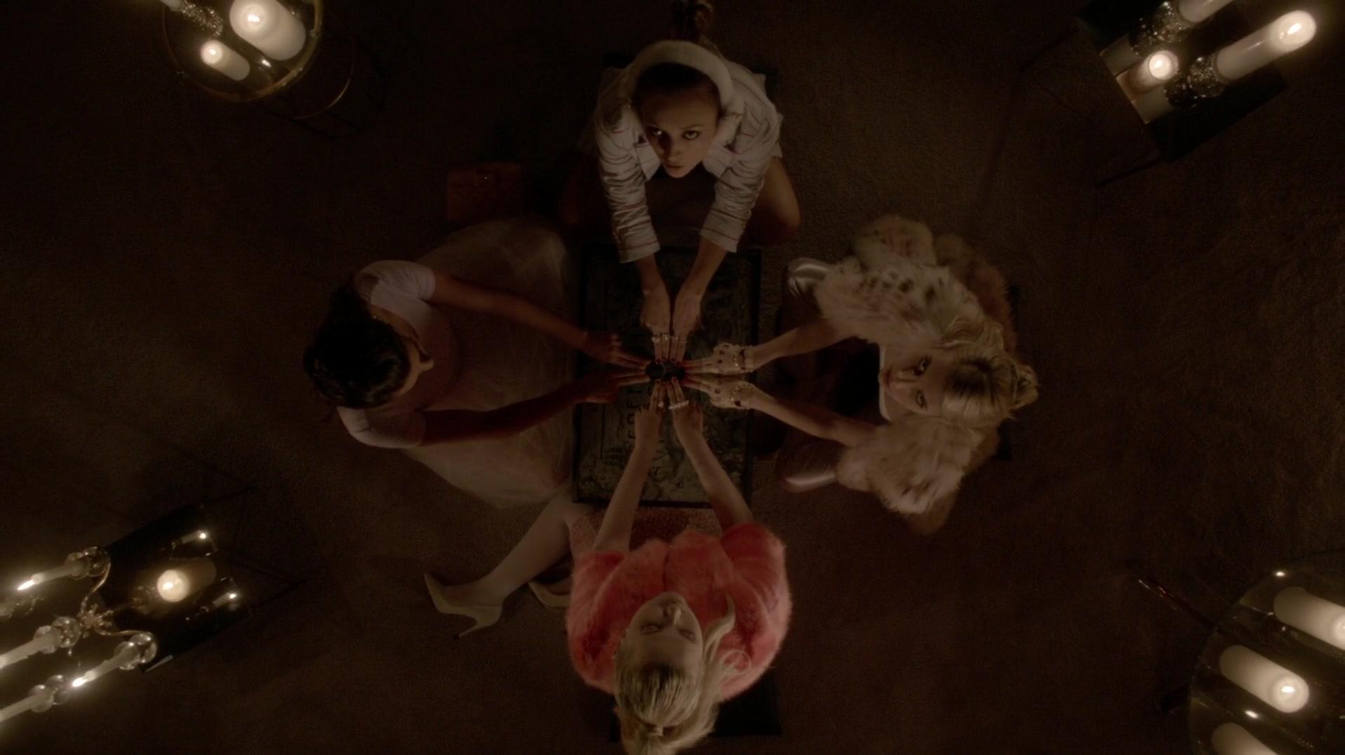 Scream_Queens_2015_S01E07_Beware_of_Young_Girls_3993.jpg