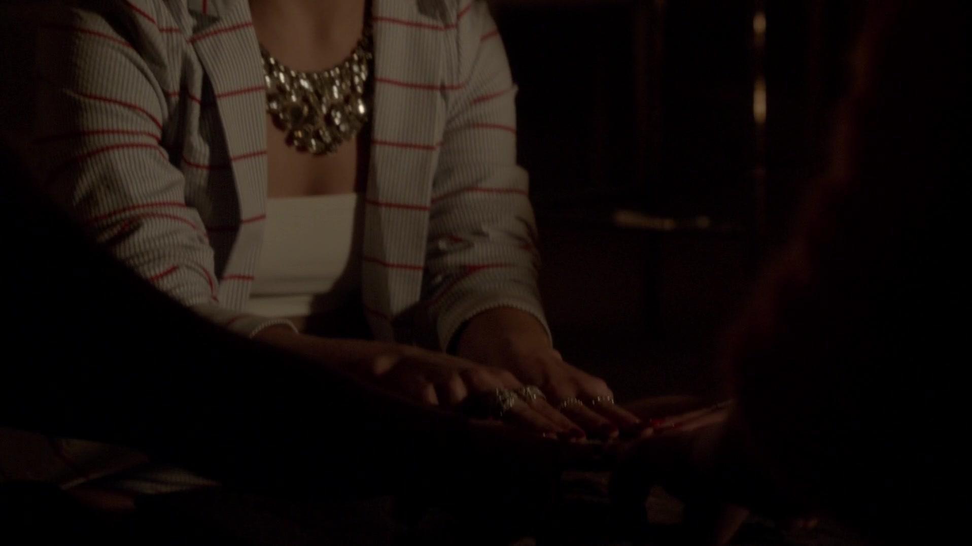 Scream_Queens_2015_S01E07_Beware_of_Young_Girls_4161.jpg