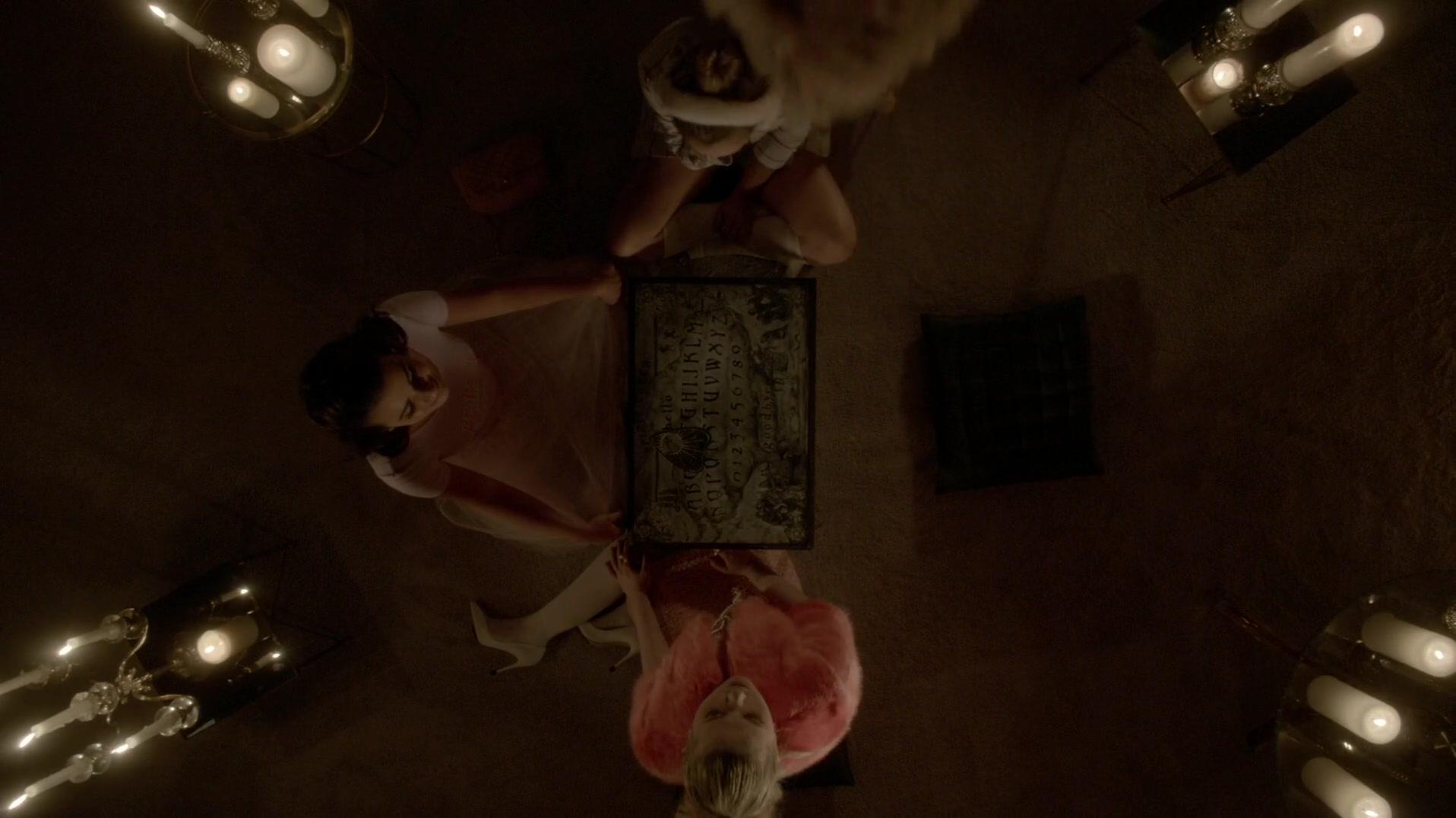 Scream_Queens_2015_S01E07_Beware_of_Young_Girls_4284.jpg