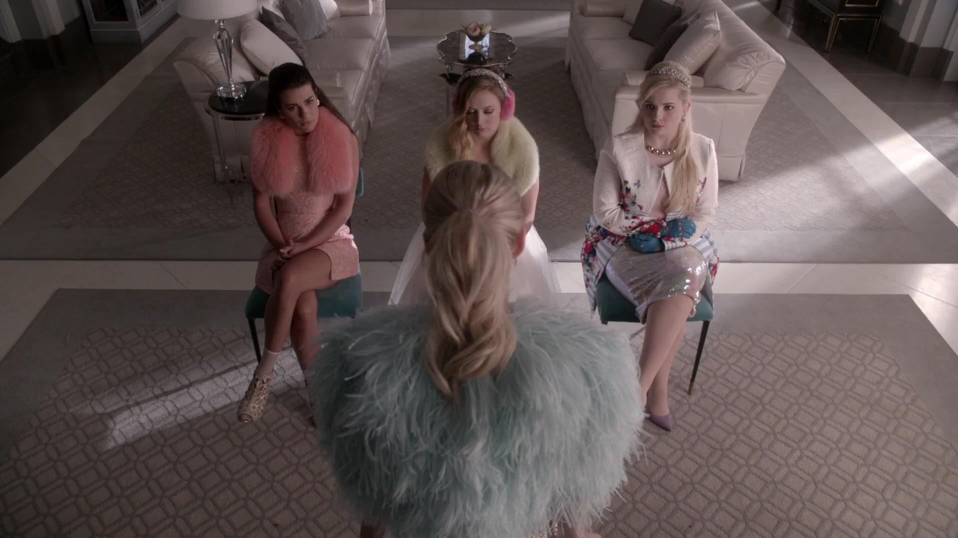Scream_Queens_2015_S01E07_Beware_of_Young_Girls_5545.jpg