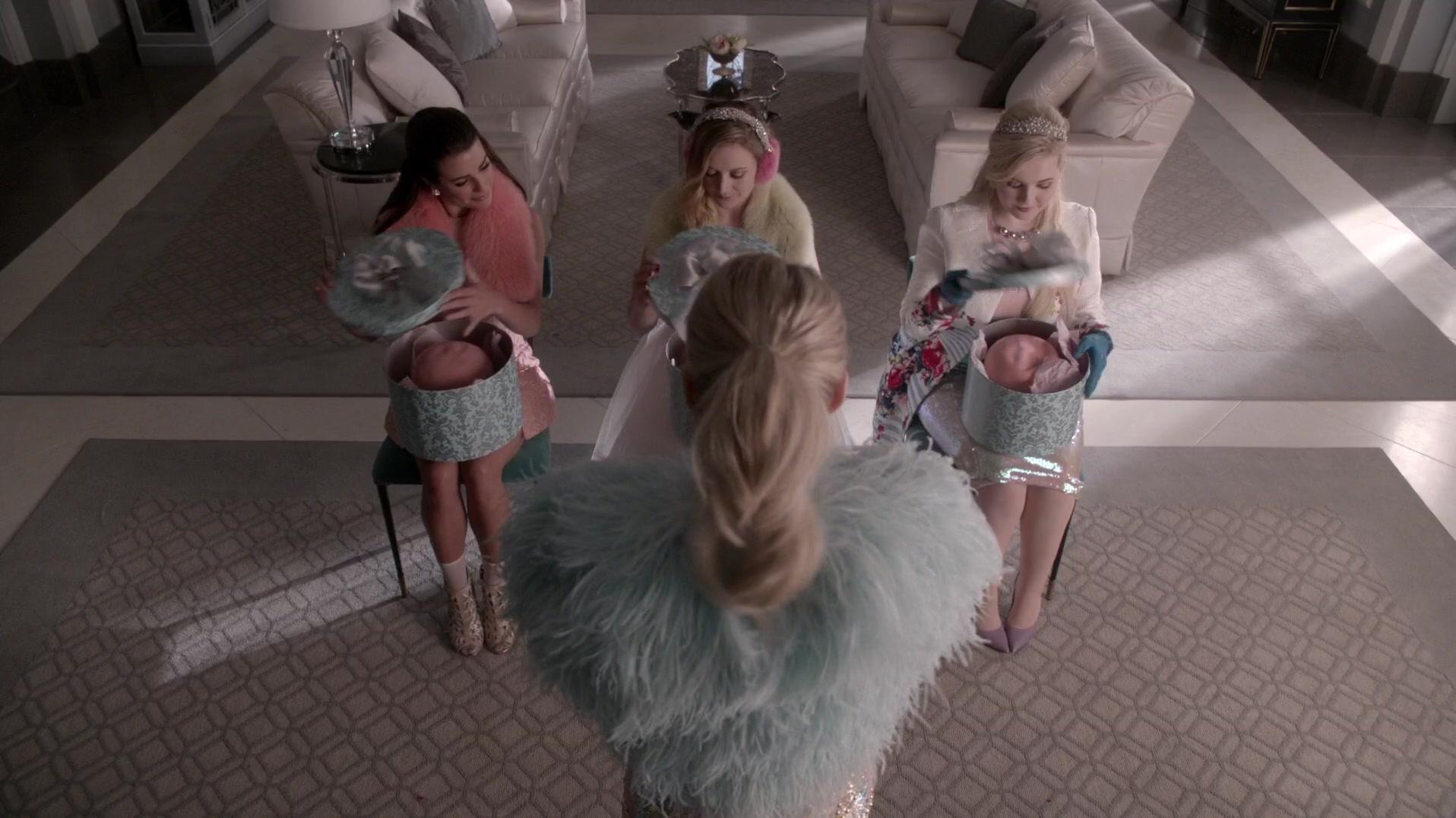 Scream_Queens_2015_S01E07_Beware_of_Young_Girls_5651.jpg