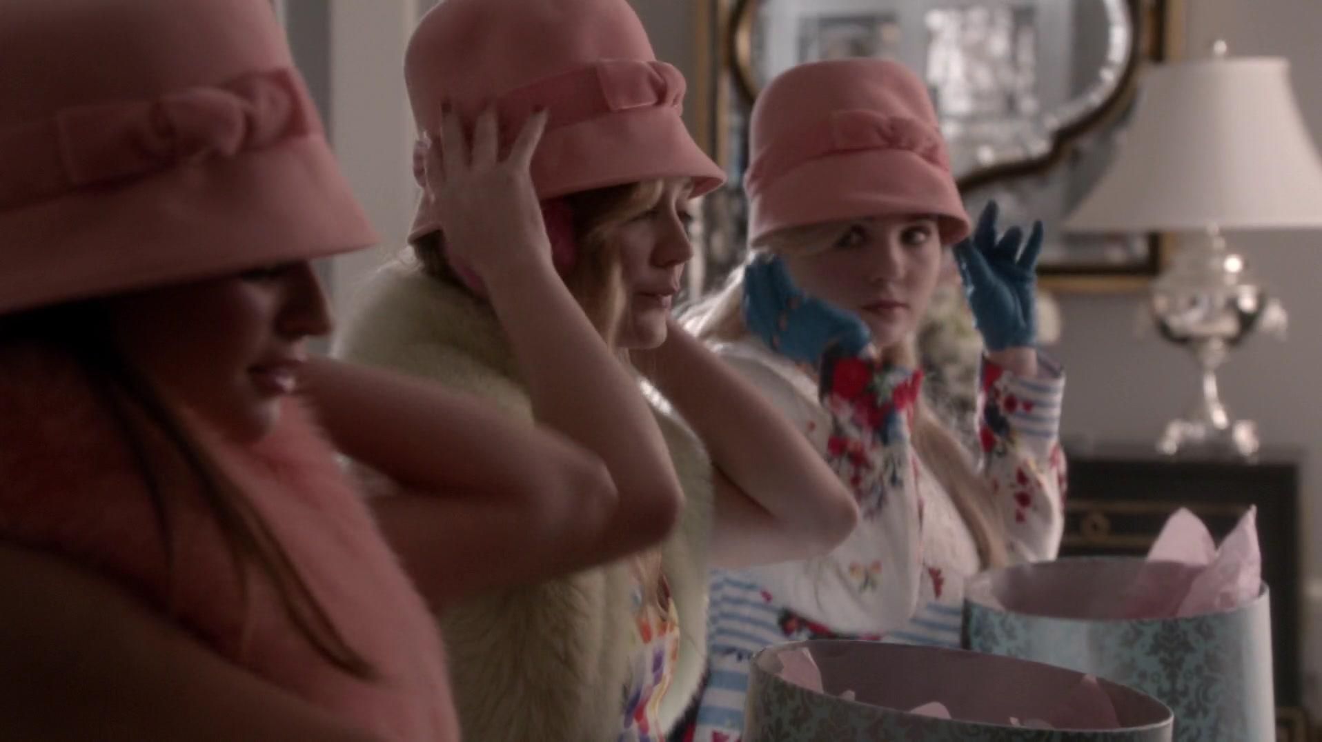Scream_Queens_2015_S01E07_Beware_of_Young_Girls_5662.jpg