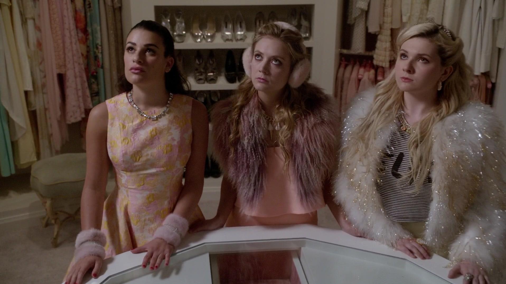 Scream_Queens_2015_S01E09_Ghost_Stories_1080p_0288.jpg