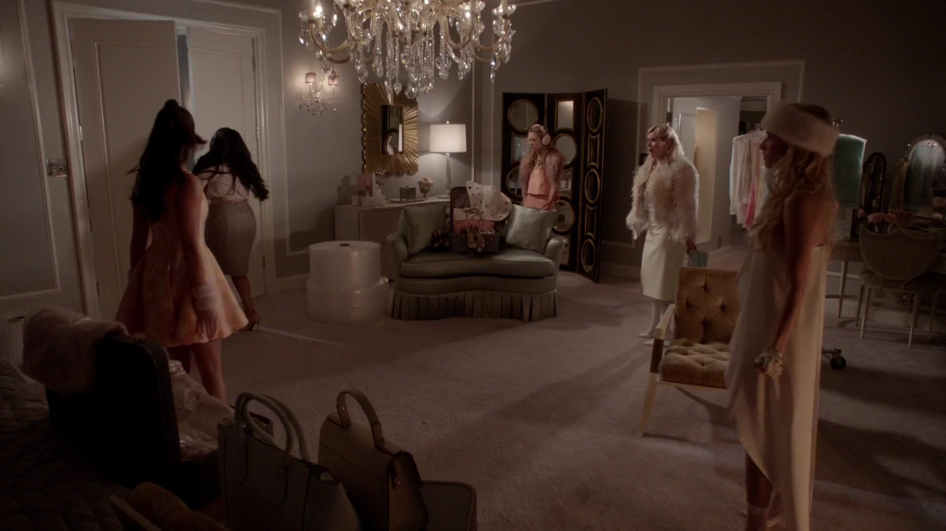 Scream_Queens_2015_S01E09_Ghost_Stories_1080p_2114.jpg
