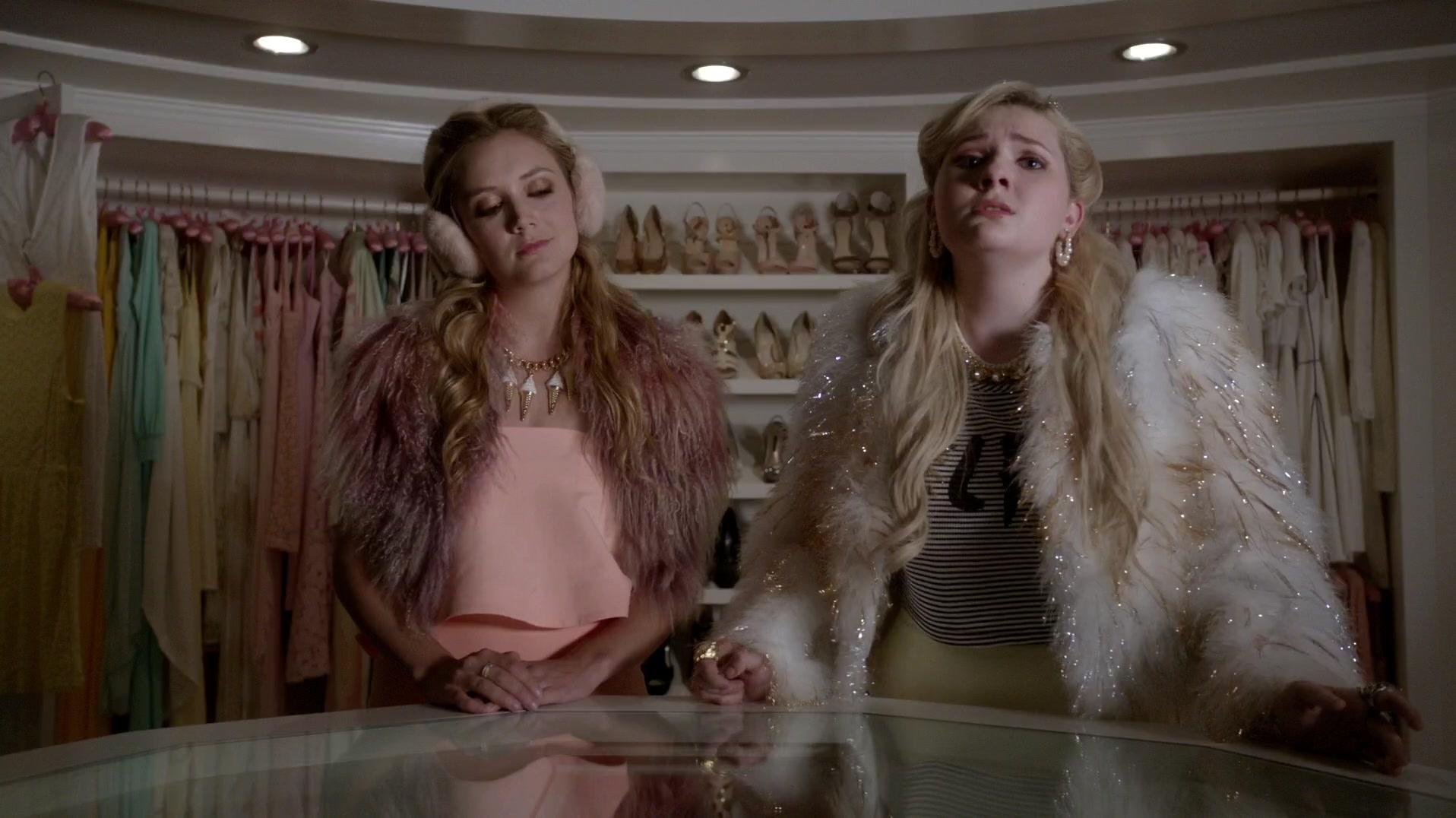 Scream_Queens_2015_S01E09_Ghost_Stories_1080p_4472.jpg