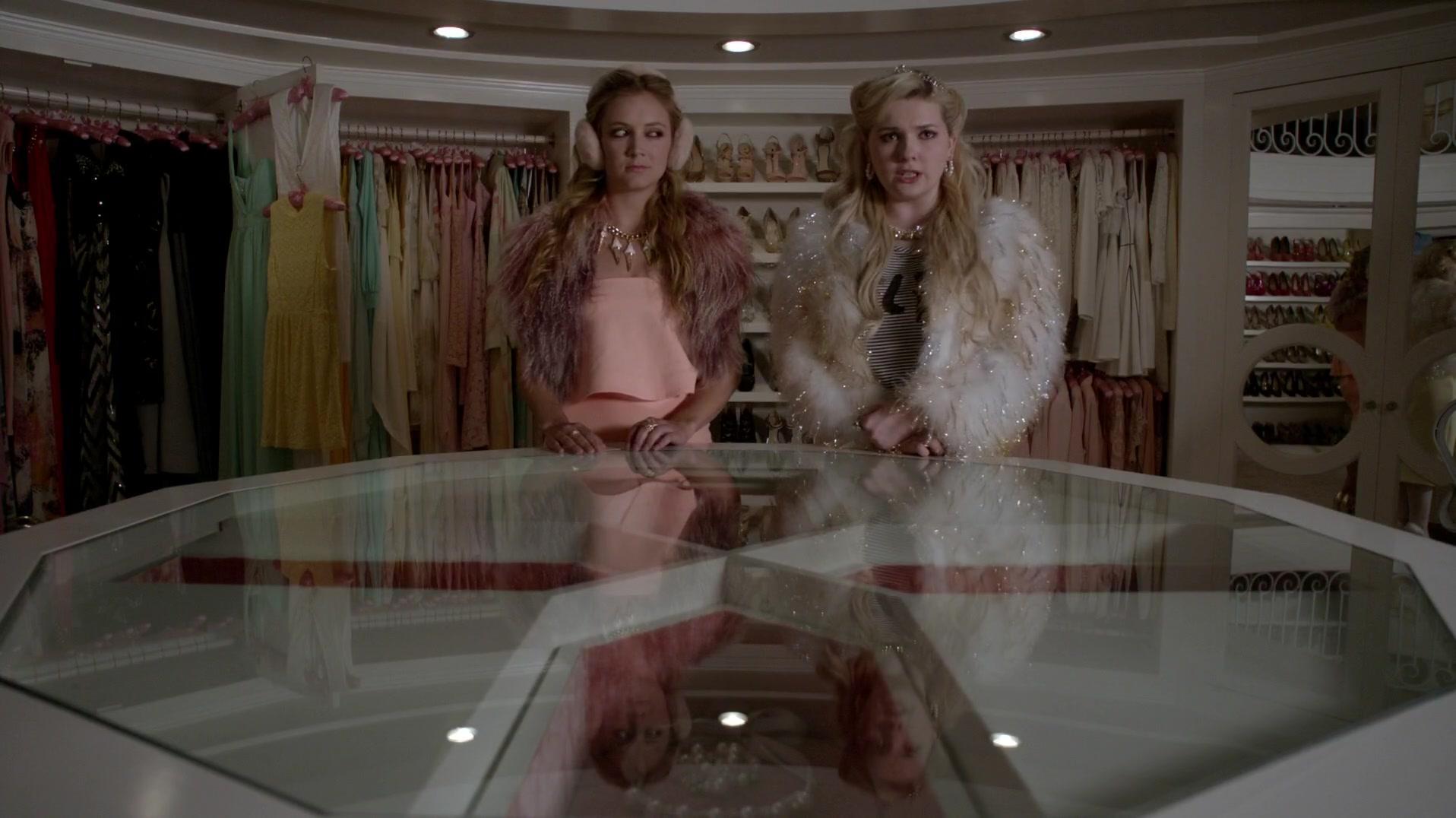 Scream_Queens_2015_S01E09_Ghost_Stories_1080p_4491.jpg