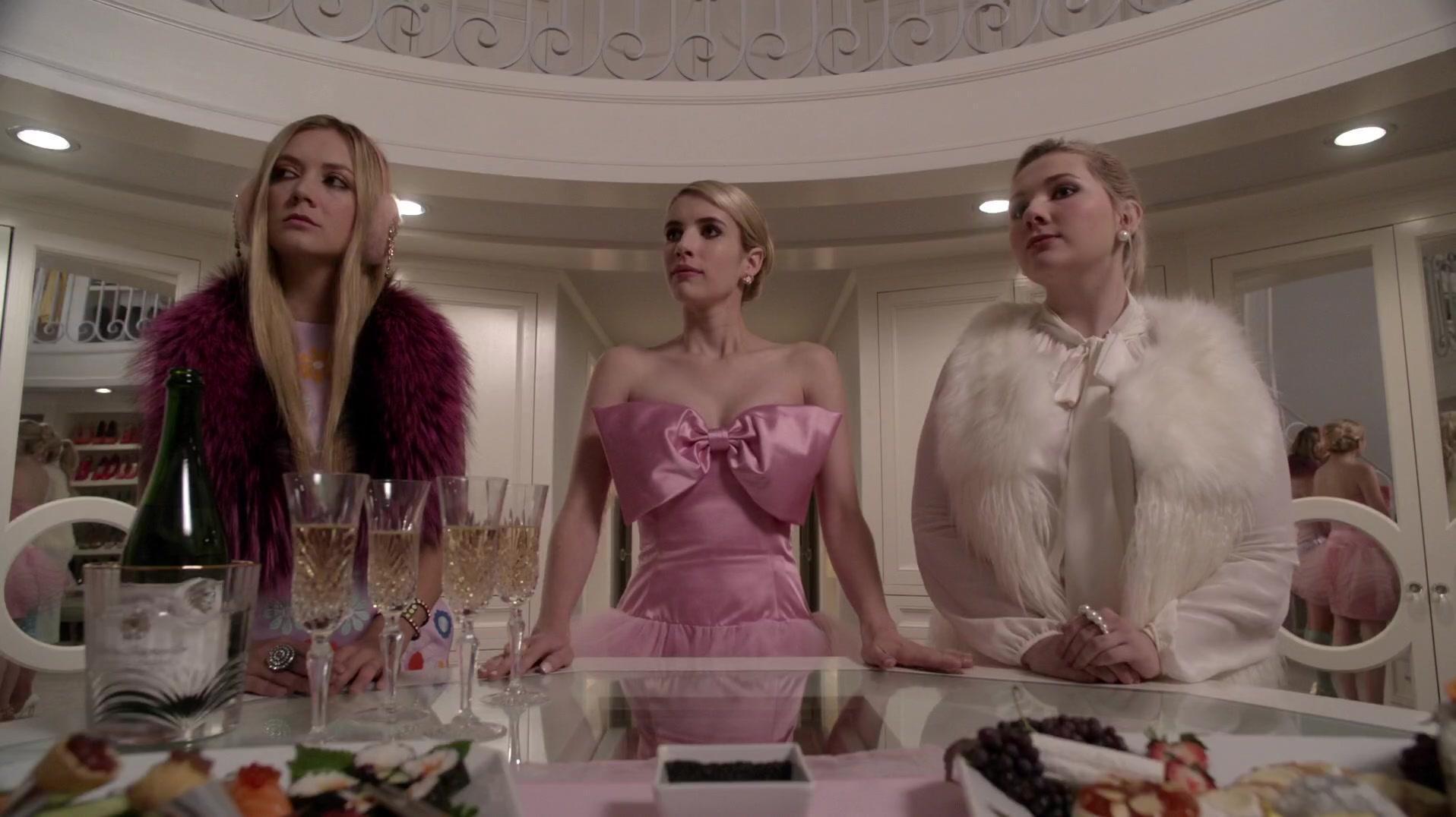 Scream_Queens_2015_S01E09_Ghost_Stories_1080p_5681.jpg